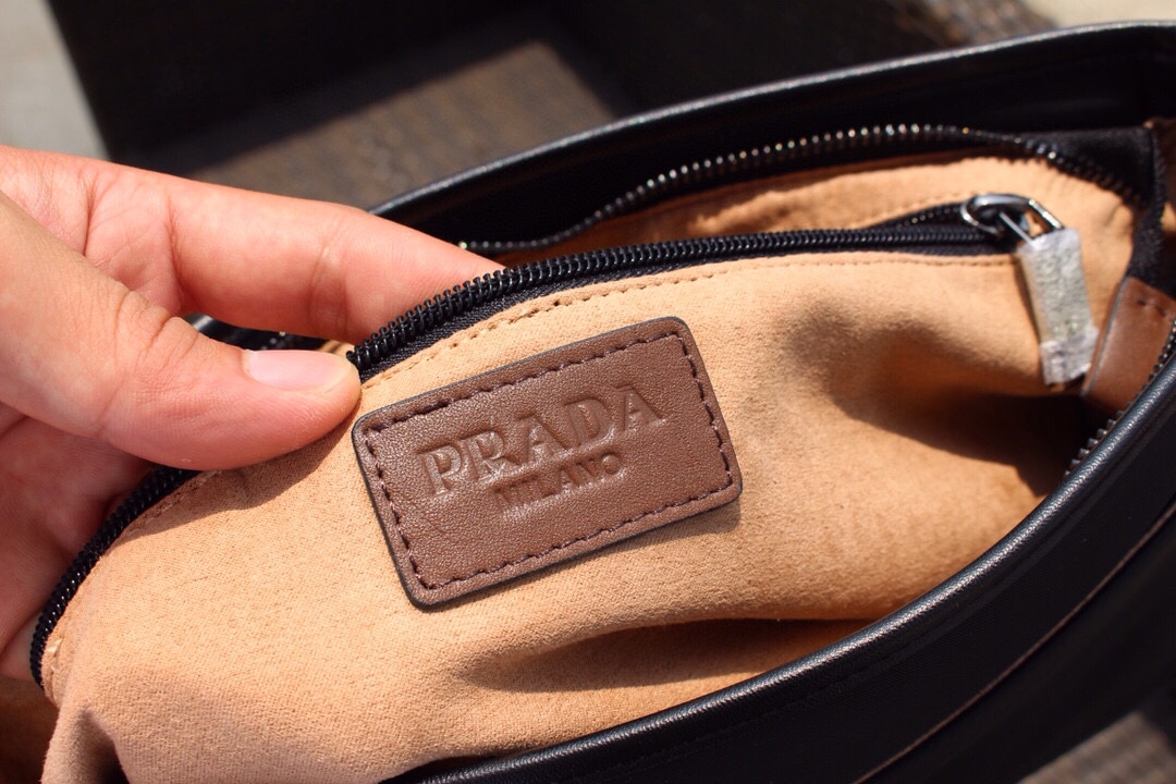 普拉达 Prada 高级成衣风衣外套及大衣服饰 #3B064404 9