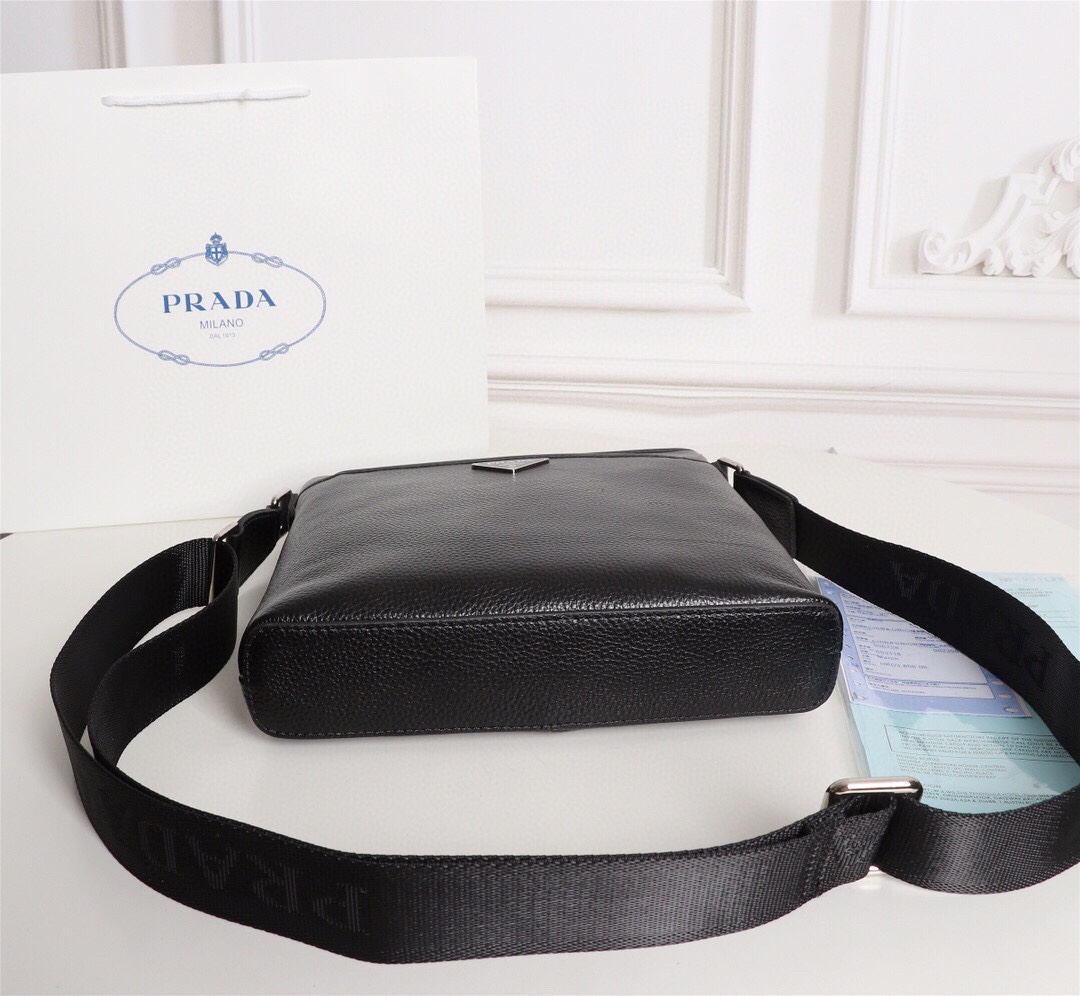 普拉达 Prada 高级成衣风衣外套及大衣服饰 #87F1DCE5 5