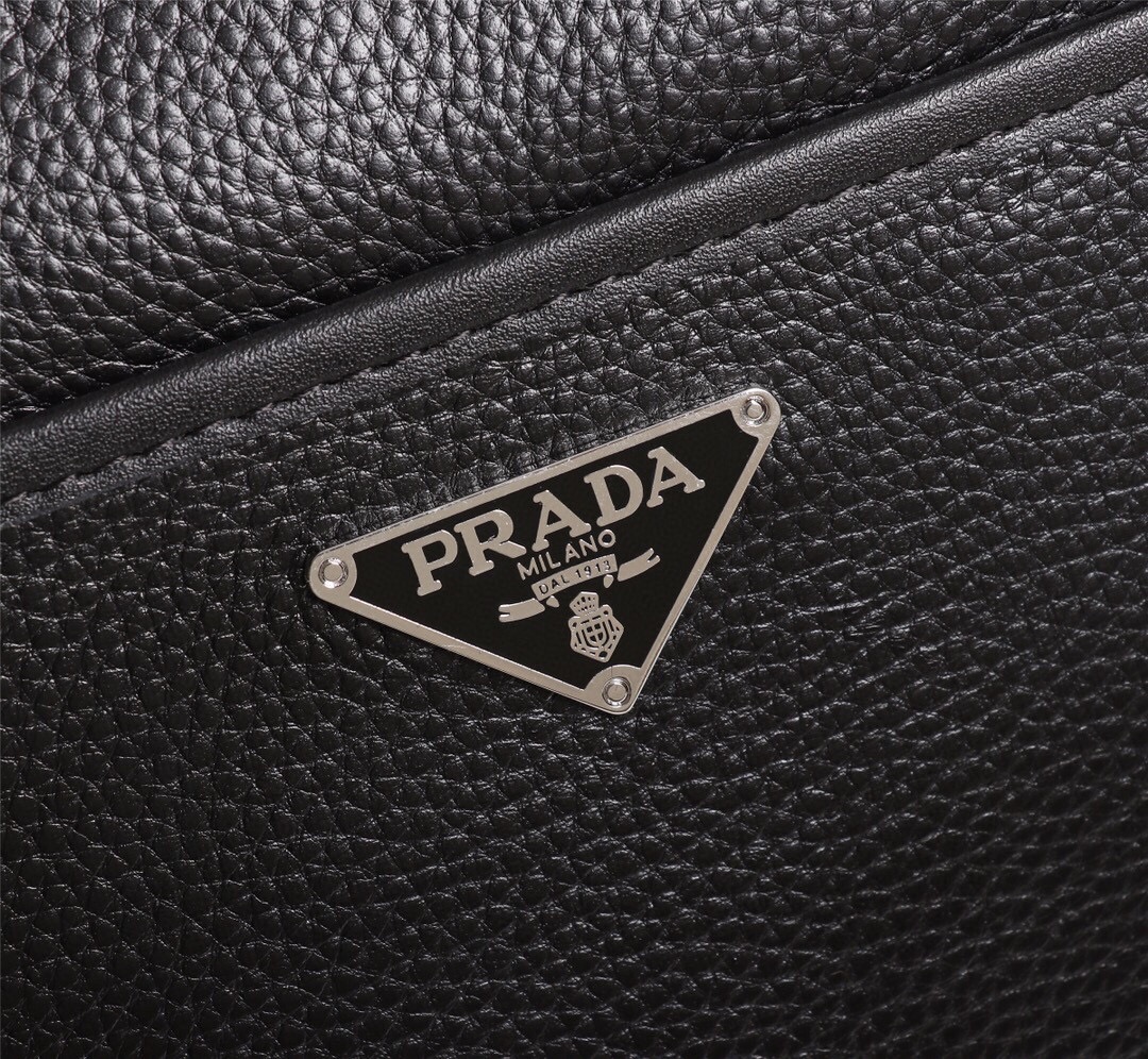 普拉达 Prada 高级成衣风衣外套及大衣服饰 #87F1DCE5 4