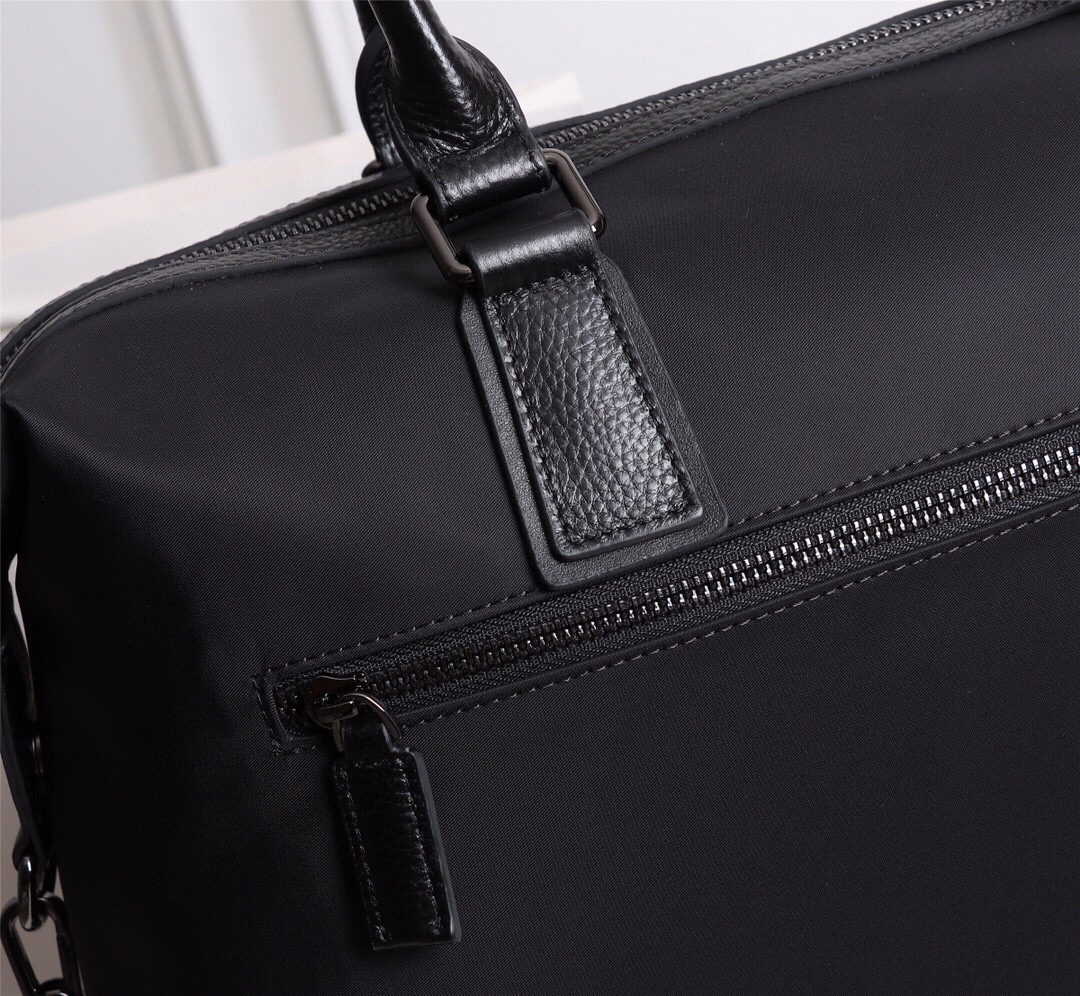 Versace Luxury Handbag Collection 4