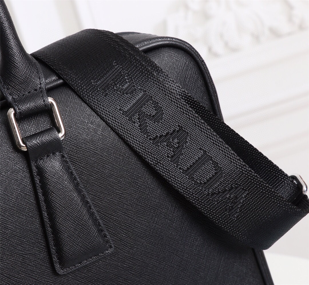 普拉达 Prada 高级成衣风衣外套及大衣服饰 #D5D0AE16 6