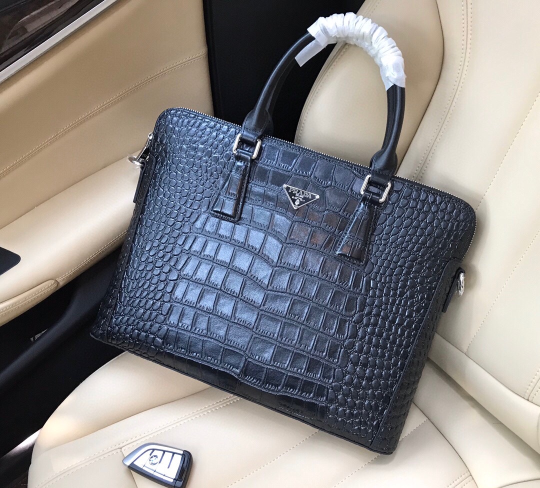 做工精致🆕 独家新款 PRADA🎈🎈全牛皮新款公文包 5
