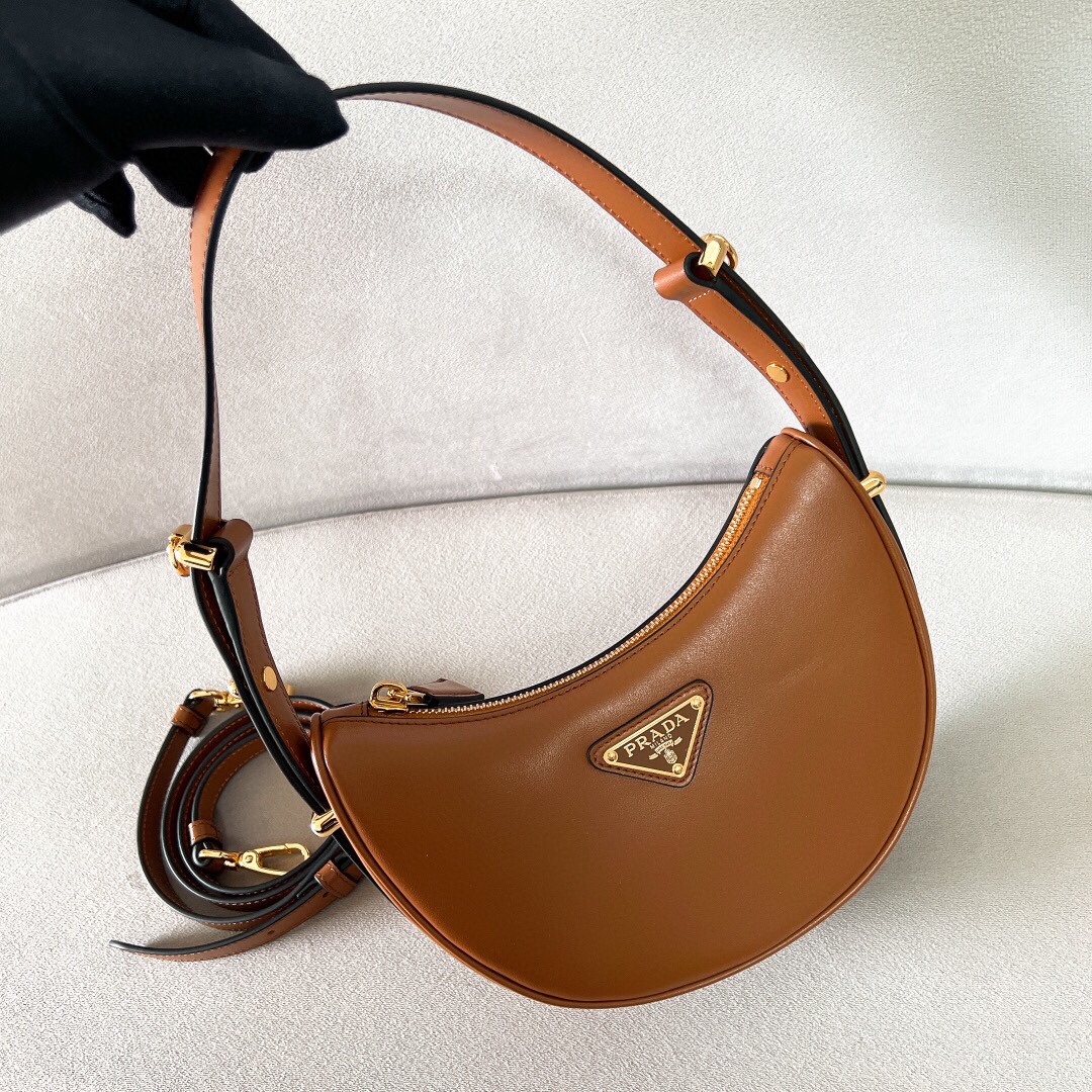 Prada Luxury Designer Handbag Shoulder Crossbody Bag crafted in premium 2