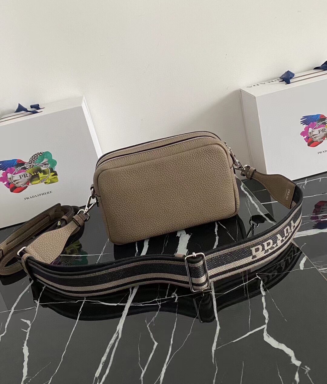 路易威登 Louis Vuitton 高定典藏名品高定成衣时装外套连衣裙衬衫T恤 #5433FD29 2