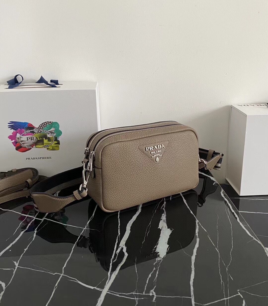 路易威登 Louis Vuitton 高定典藏名品高定成衣时装外套连衣裙衬衫T恤 #5433FD29 3