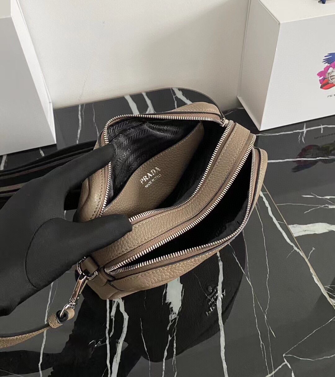 路易威登 Louis Vuitton 高定典藏名品高定成衣时装外套连衣裙衬衫T恤 #5433FD29 9