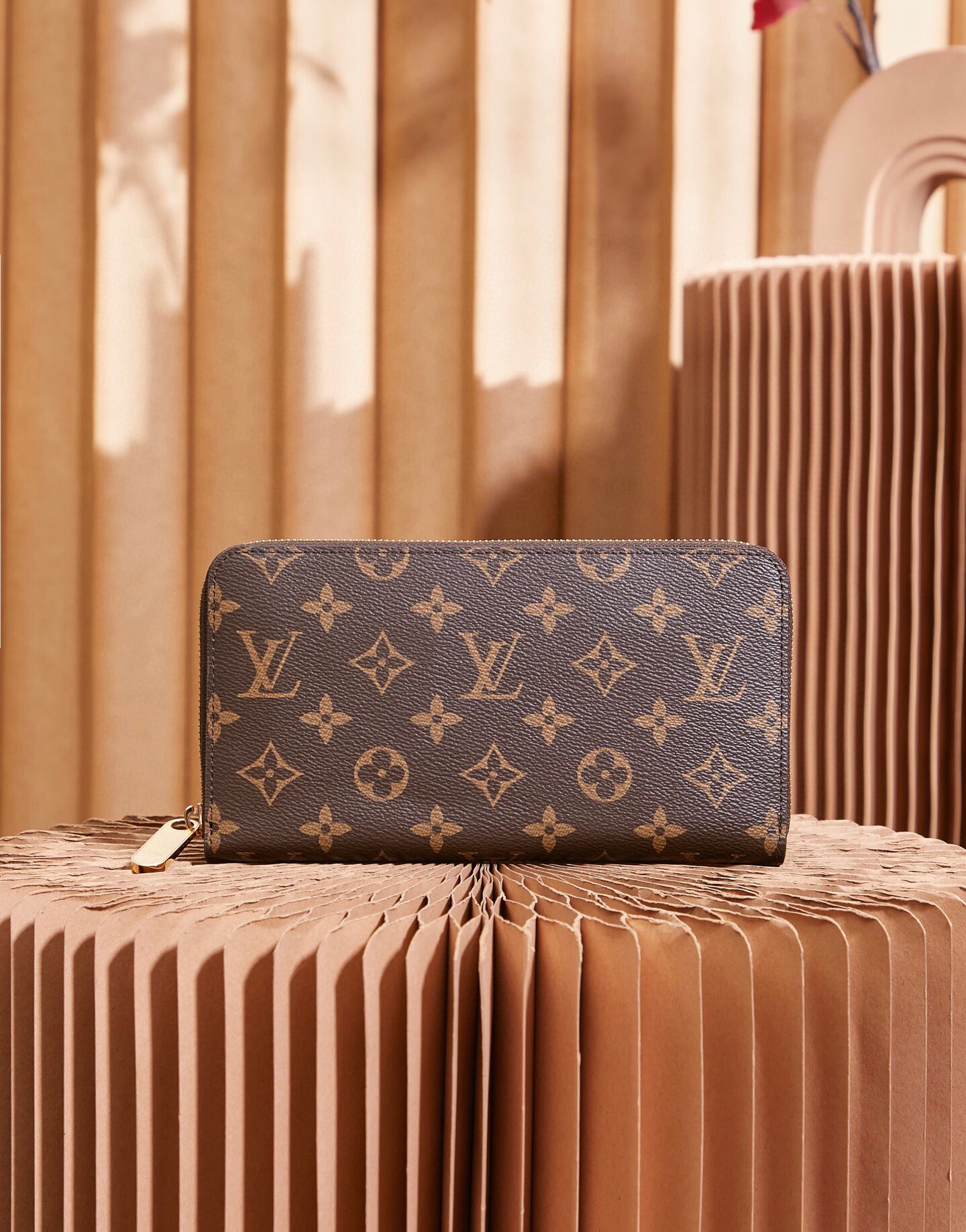 Louis Vuitton Zippy Organizer: Élégance et fonctionnalité au quotidien