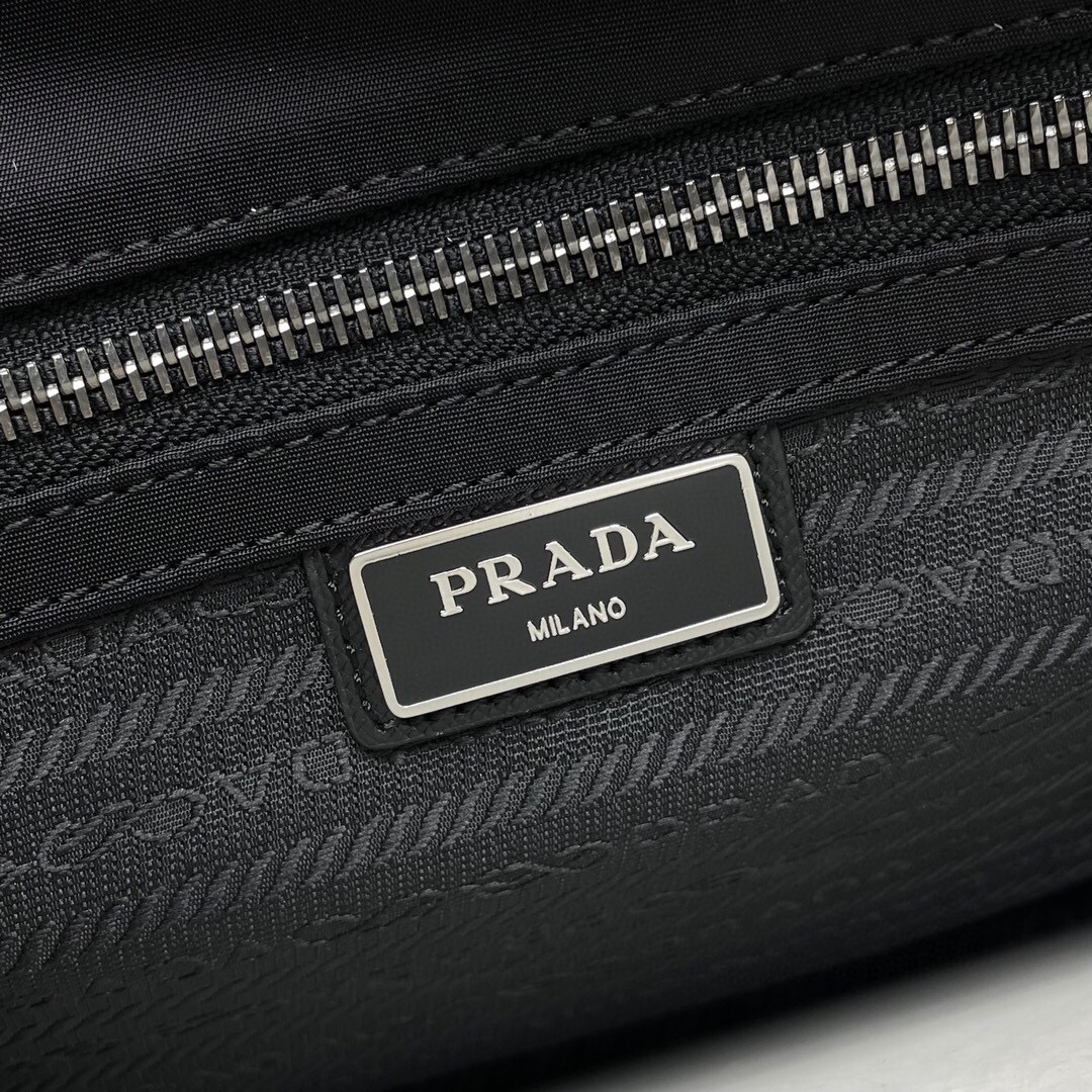 Prada Nylon Saffiano Leather Trim Messenger Bag - Classic & Stylish 9 i1748407547 5448 2