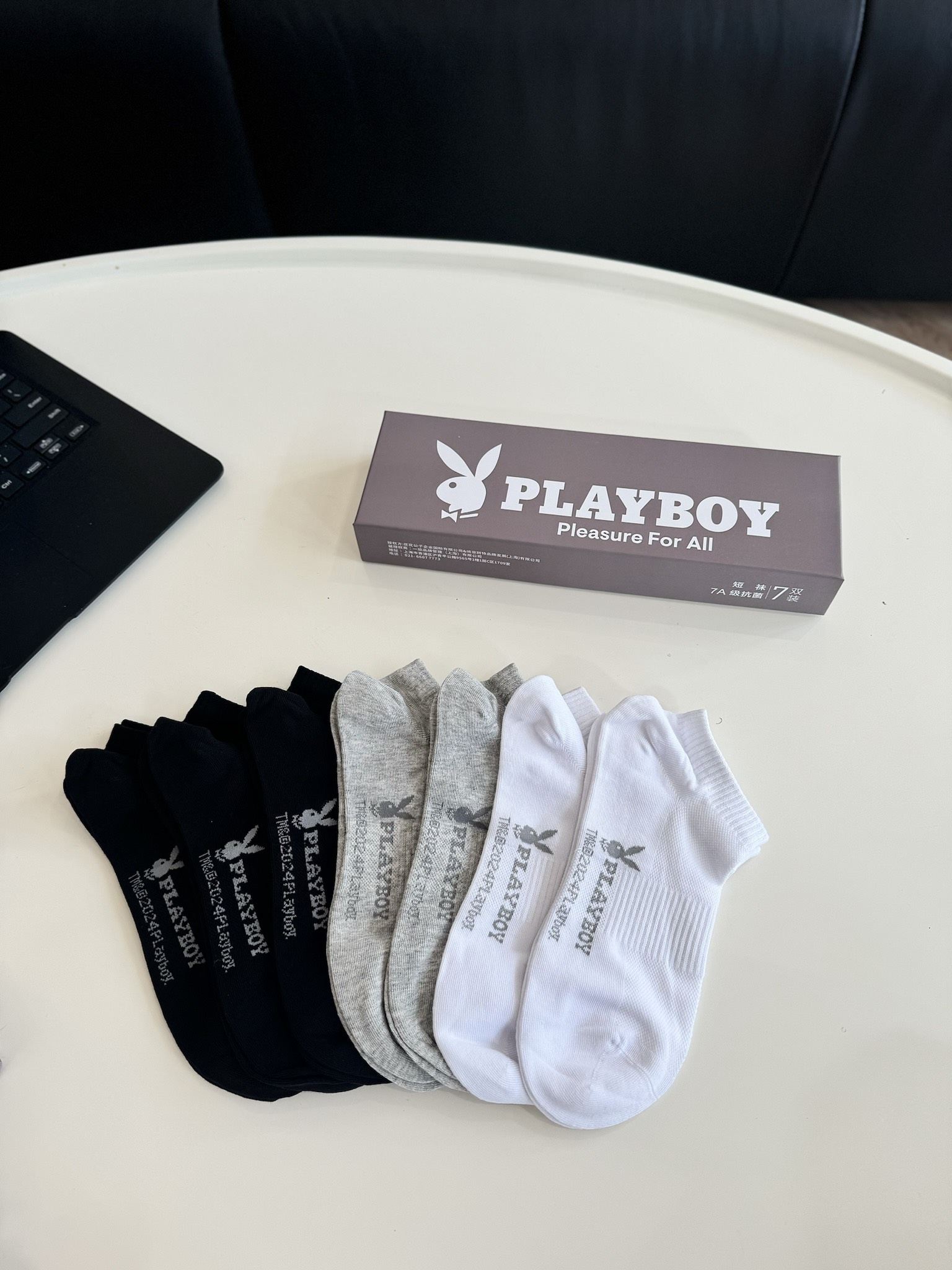 这款袜子不仅能驱散臭吸汗💦,而且它的面料还是7A级抗菌的 6