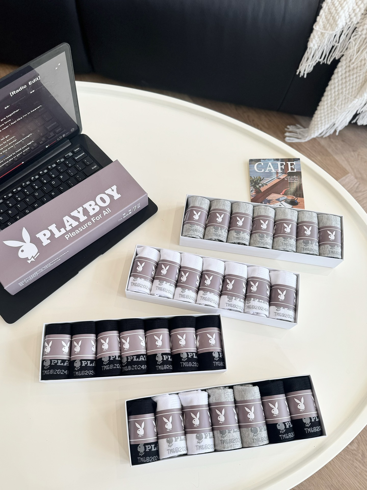 这款袜子不仅能驱散臭吸汗💦,而且它的面料还是7A级抗菌的 4
