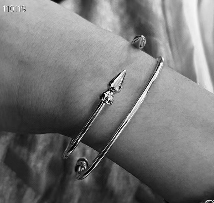 Louis Vuitton Haute Couture Haute Couture Fine Jewelry Necklace Bracelet 2