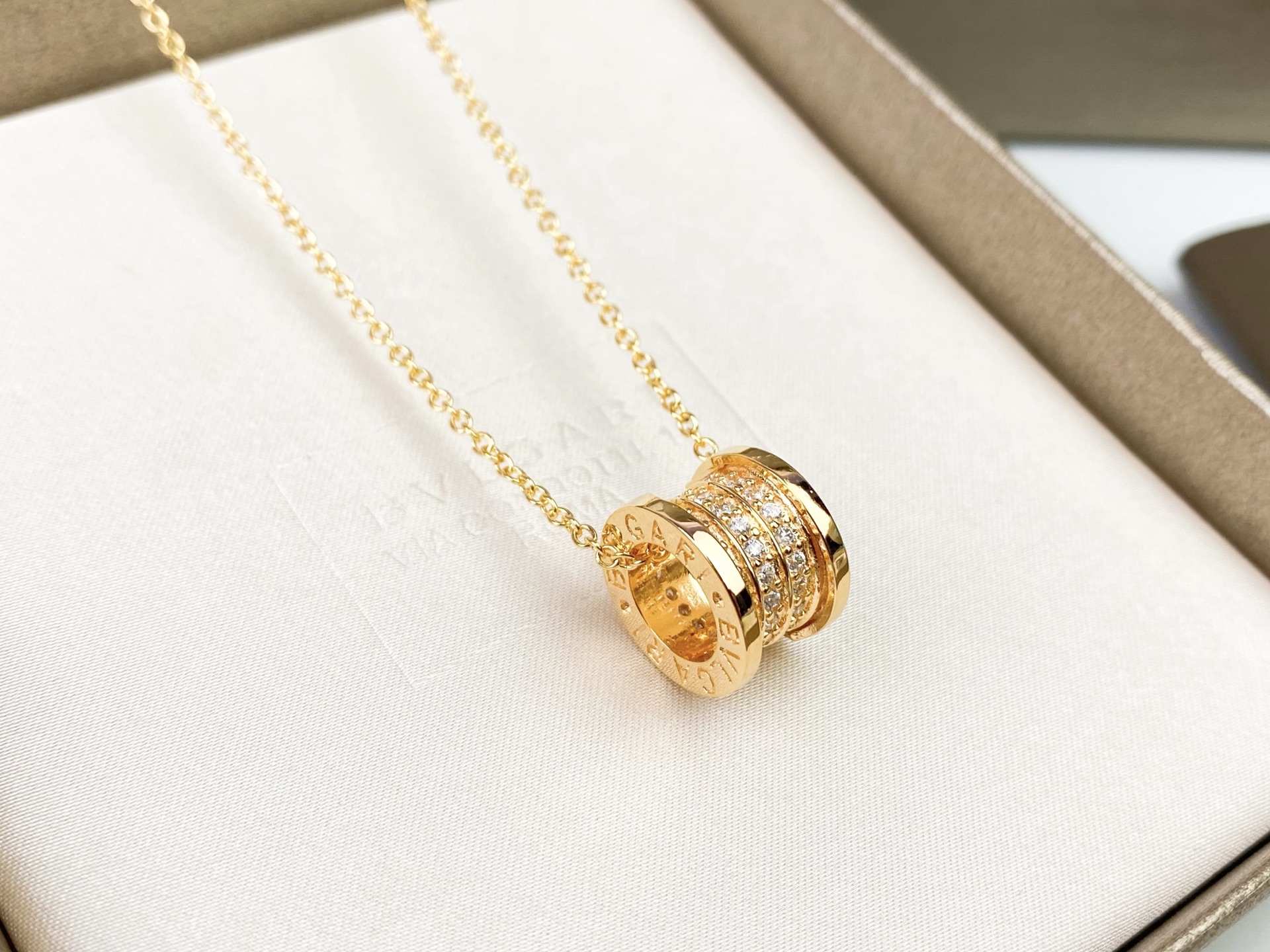 Bvlgari BVLGARI宝格丽B ZERO1系列三环满钻项链