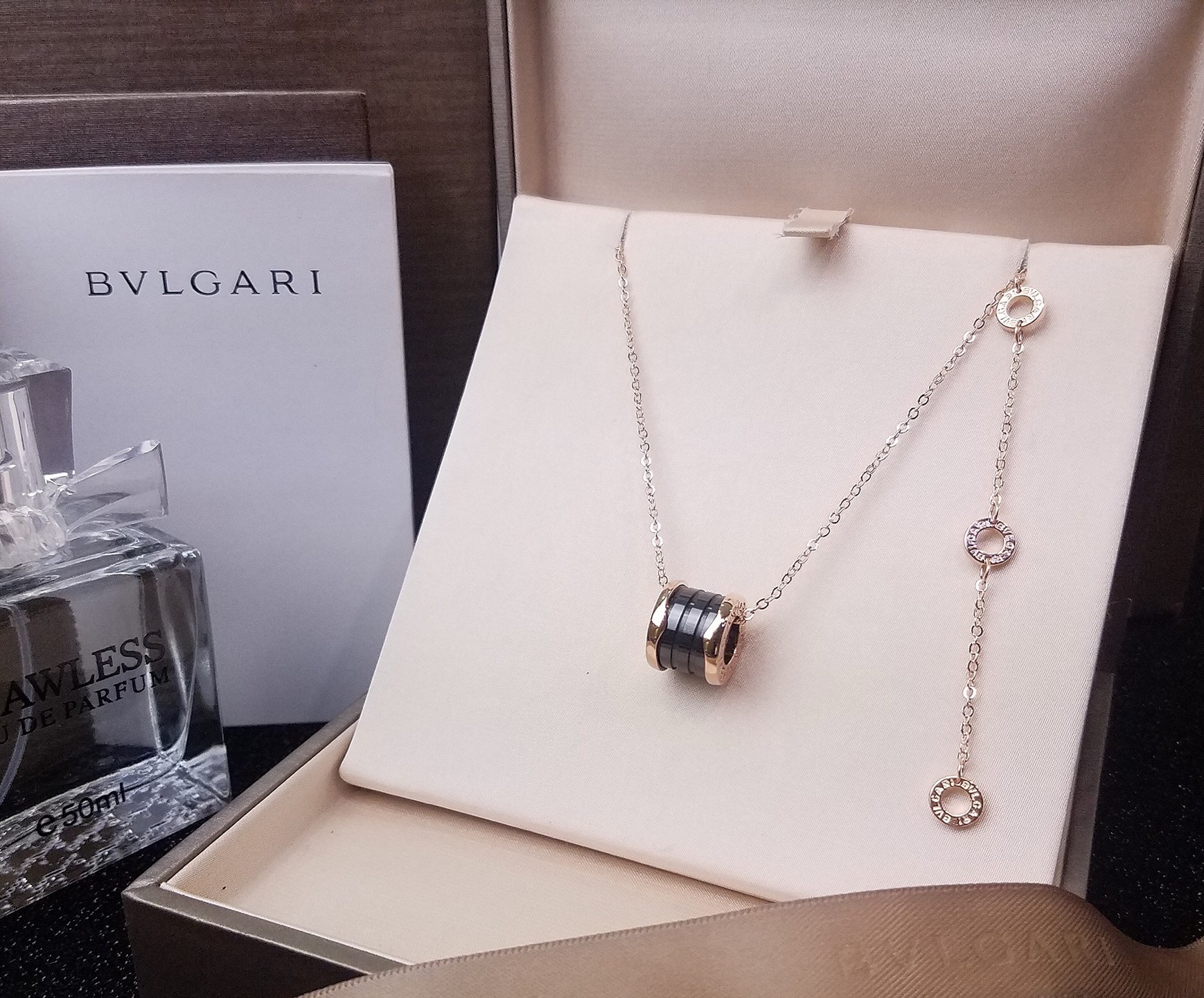 Bvlgari 完美还原 细节 非它莫属 独家 图片可见工艺 亚金电镀18k真金品质 明星 最爱款