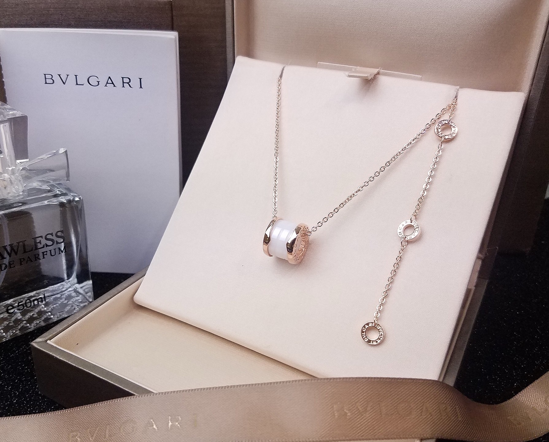 Bvlgari 完美还原 细节 非它莫属 独家 图片可见工艺 亚金电镀18k真金品质 明星 最爱款