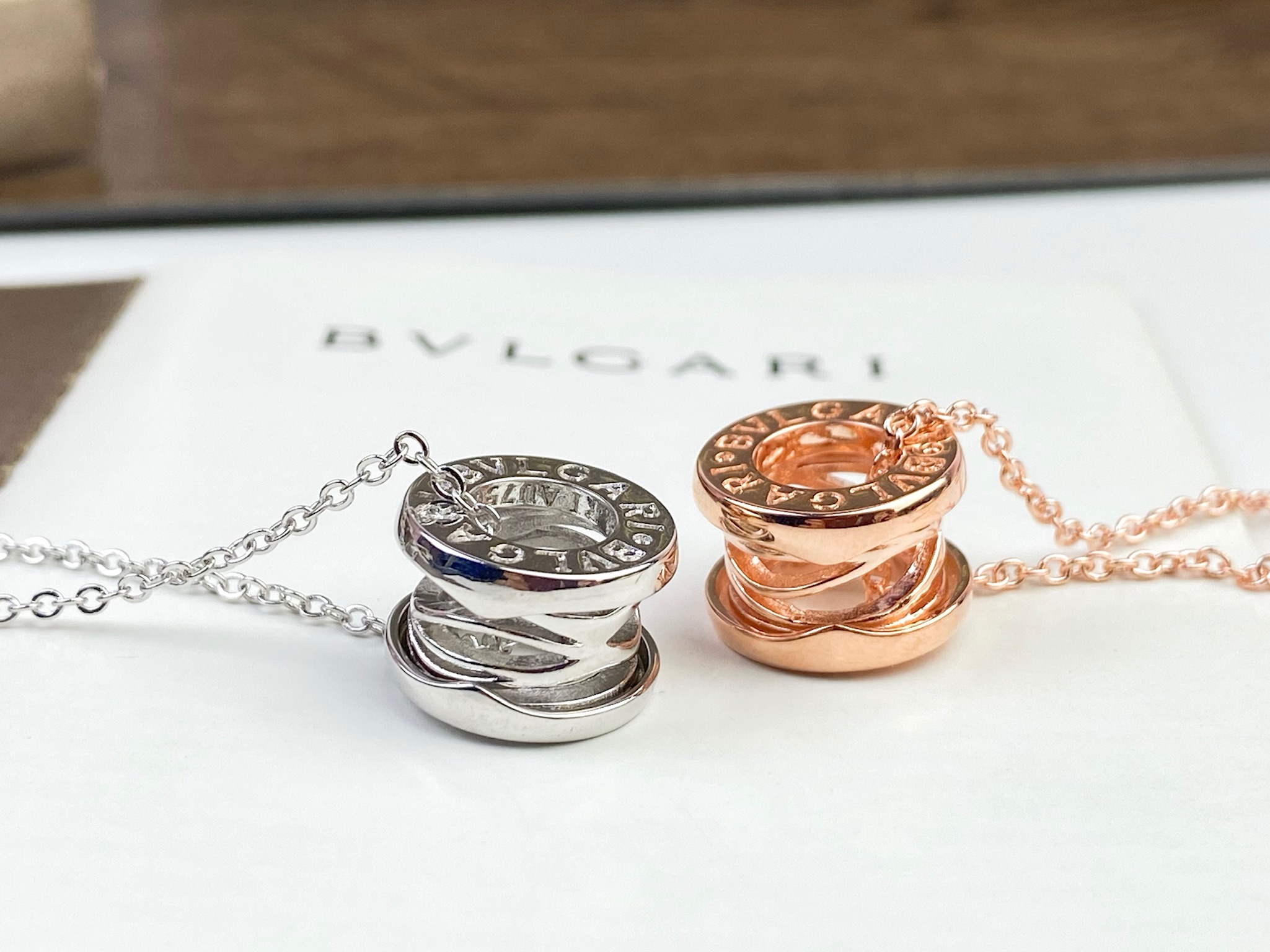 Bvlgari 宝格丽BVLGARI镂空项链 玫瑰金/白金色