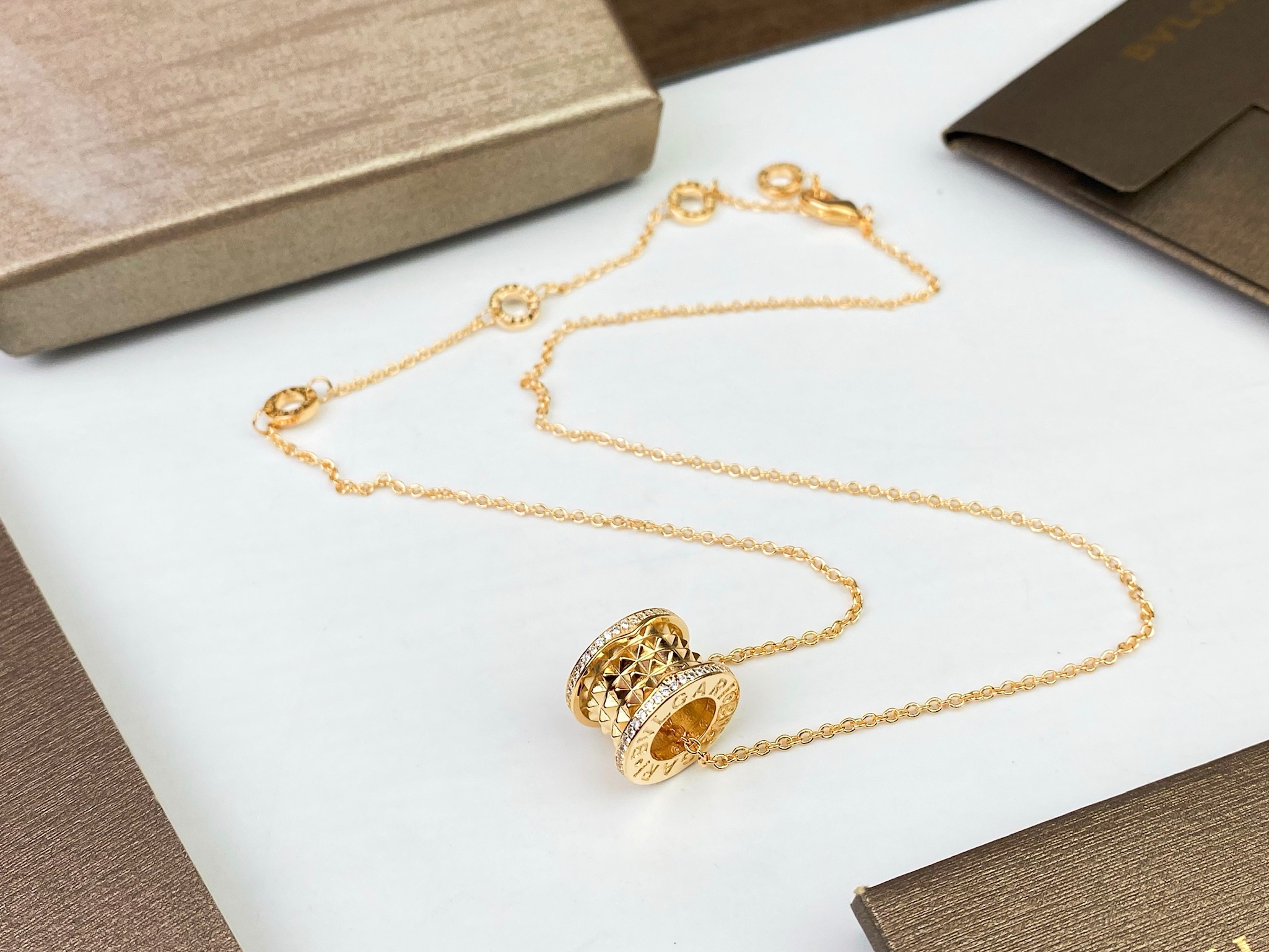Bvlgari New 宝格丽B zero 1