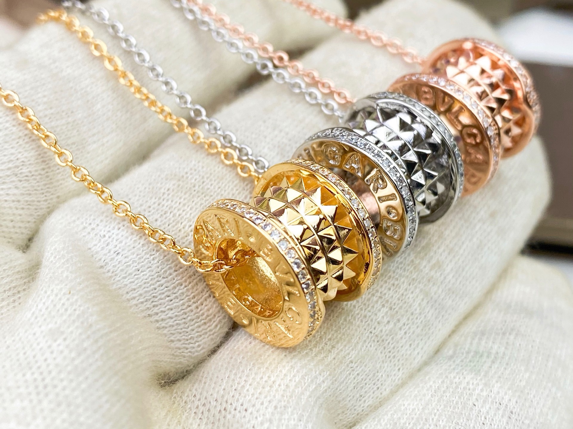 Bvlgari New 宝格丽B zero 1