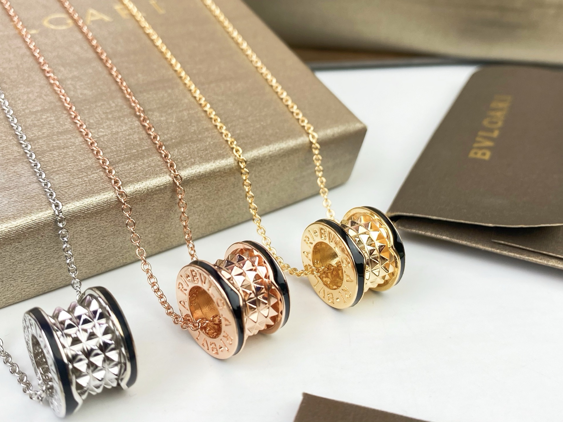 Bvlgari BVLGARI New宝格丽B