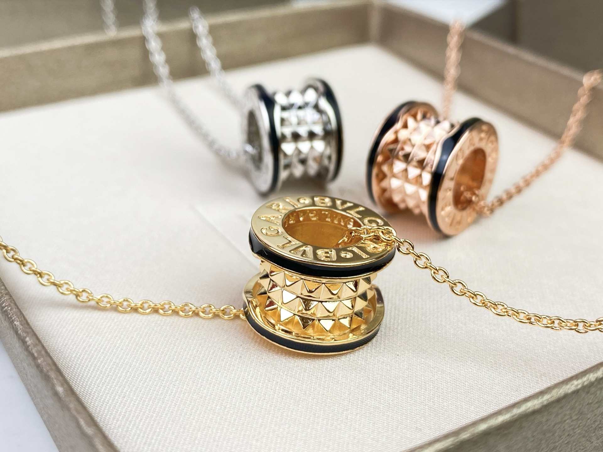 Bvlgari BVLGARI New宝格丽B