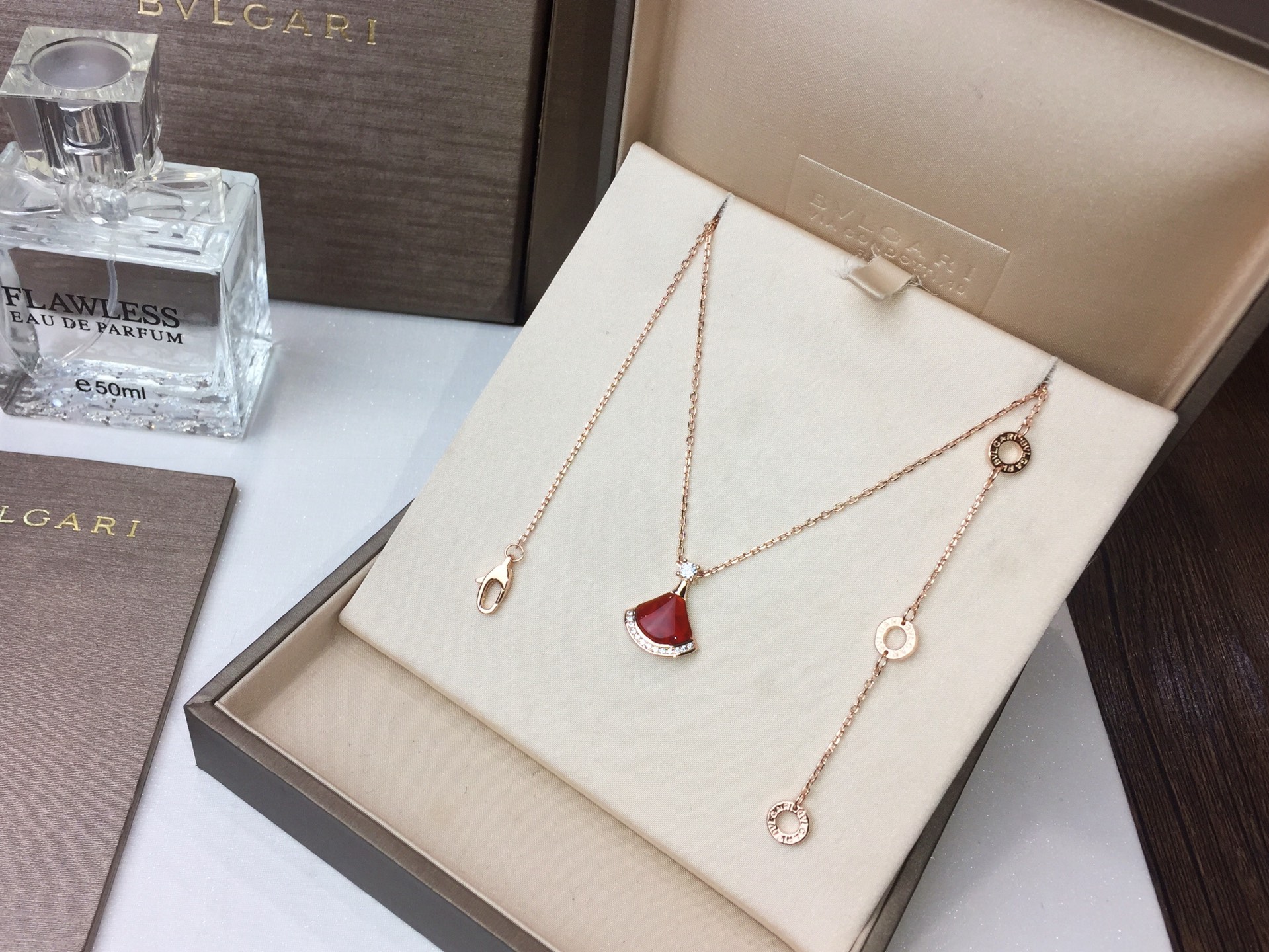 Bvlgari BVLGARI Diva 裙子项链