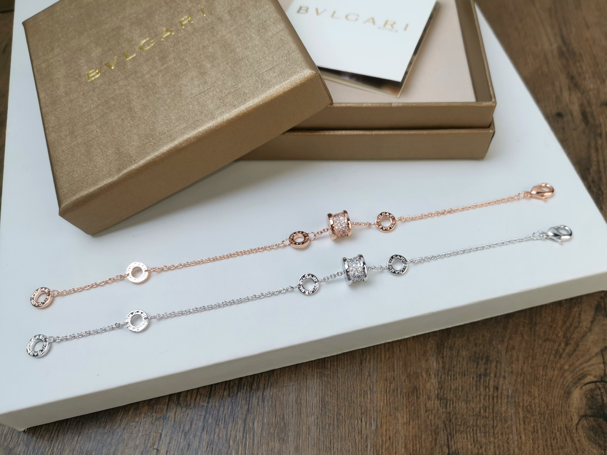 Bvlgari BVLGARI 宝格丽小蛮腰手链 满钻手链#遇见# 所有的美好 从遇见你那天慢慢开始