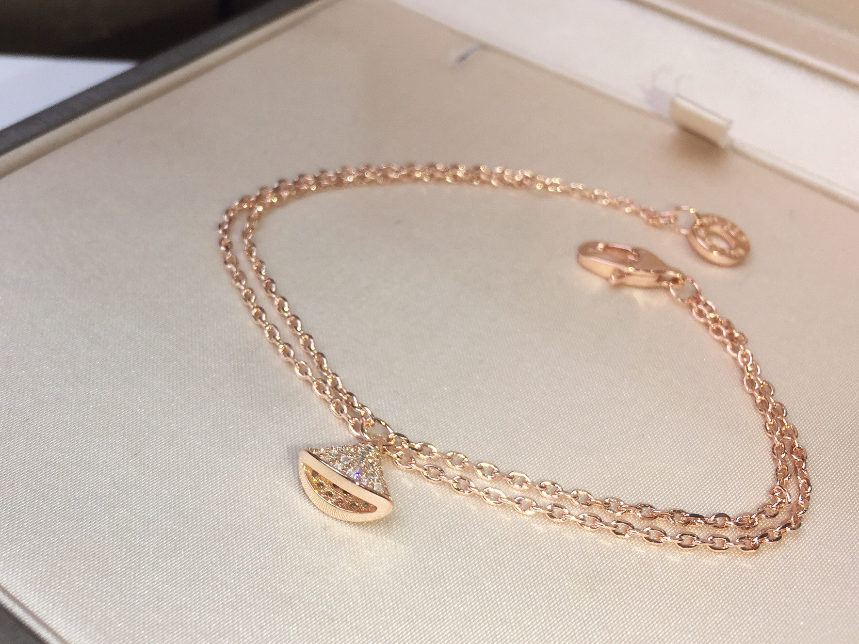 Bvlgari BVLGARI 宝格丽满钻手链