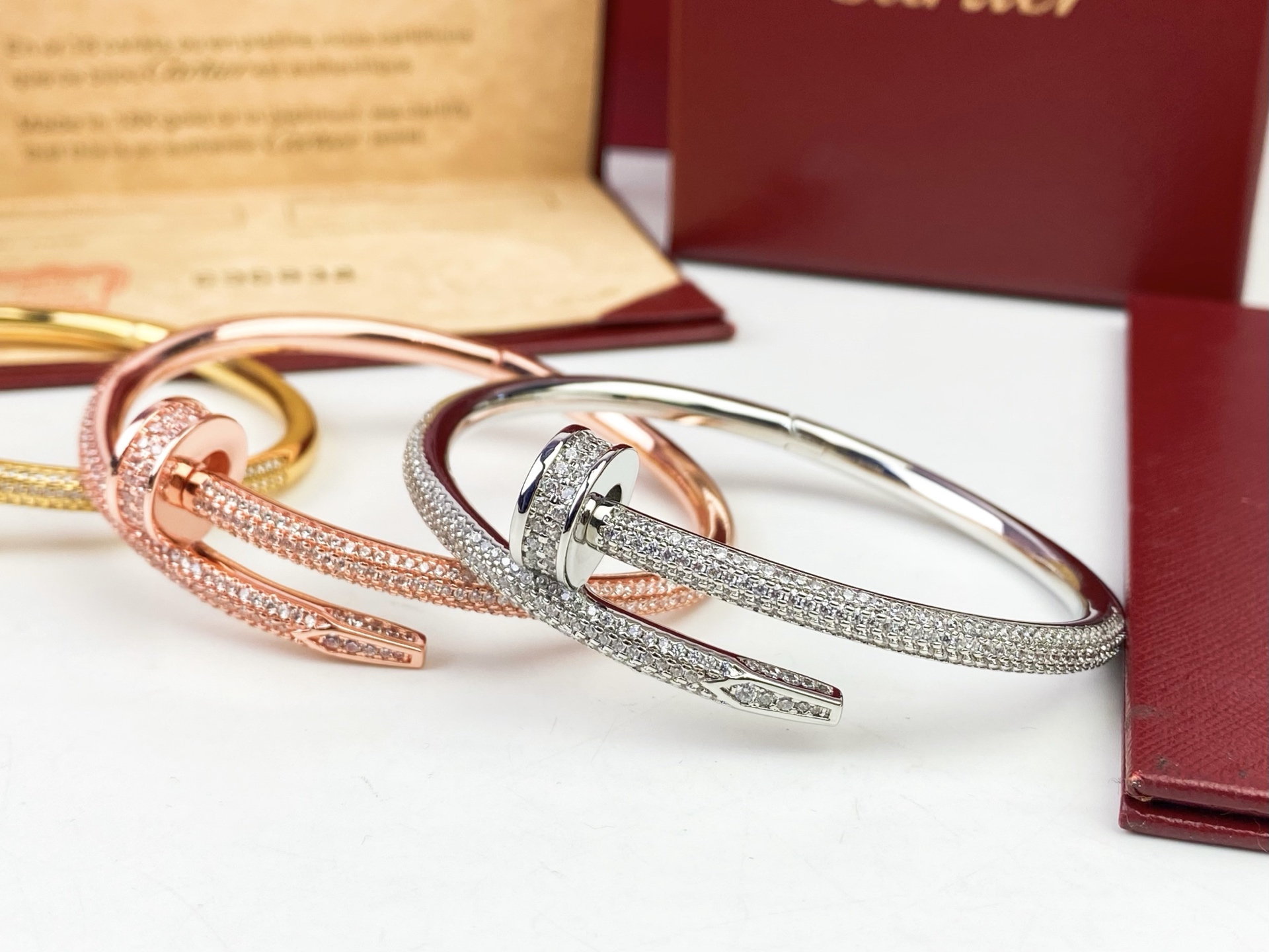 Cartier Cartier 卡地亚半圈满钻钉子手镯