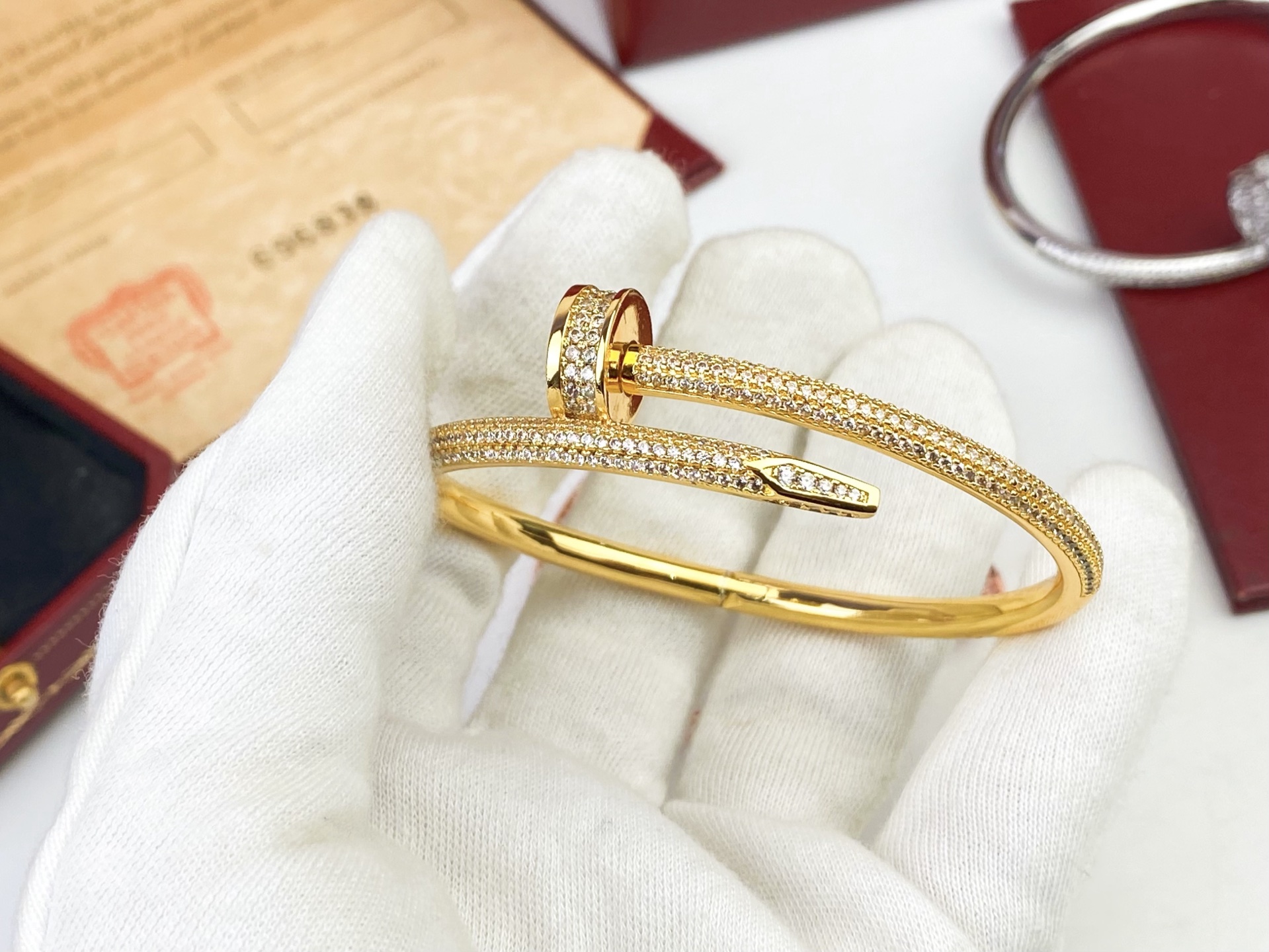 Cartier Cartier 卡地亚半圈满钻钉子手镯