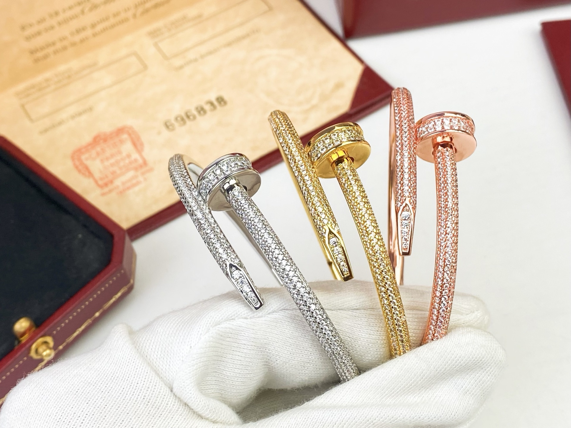 Cartier Cartier 卡地亚半圈满钻钉子手镯