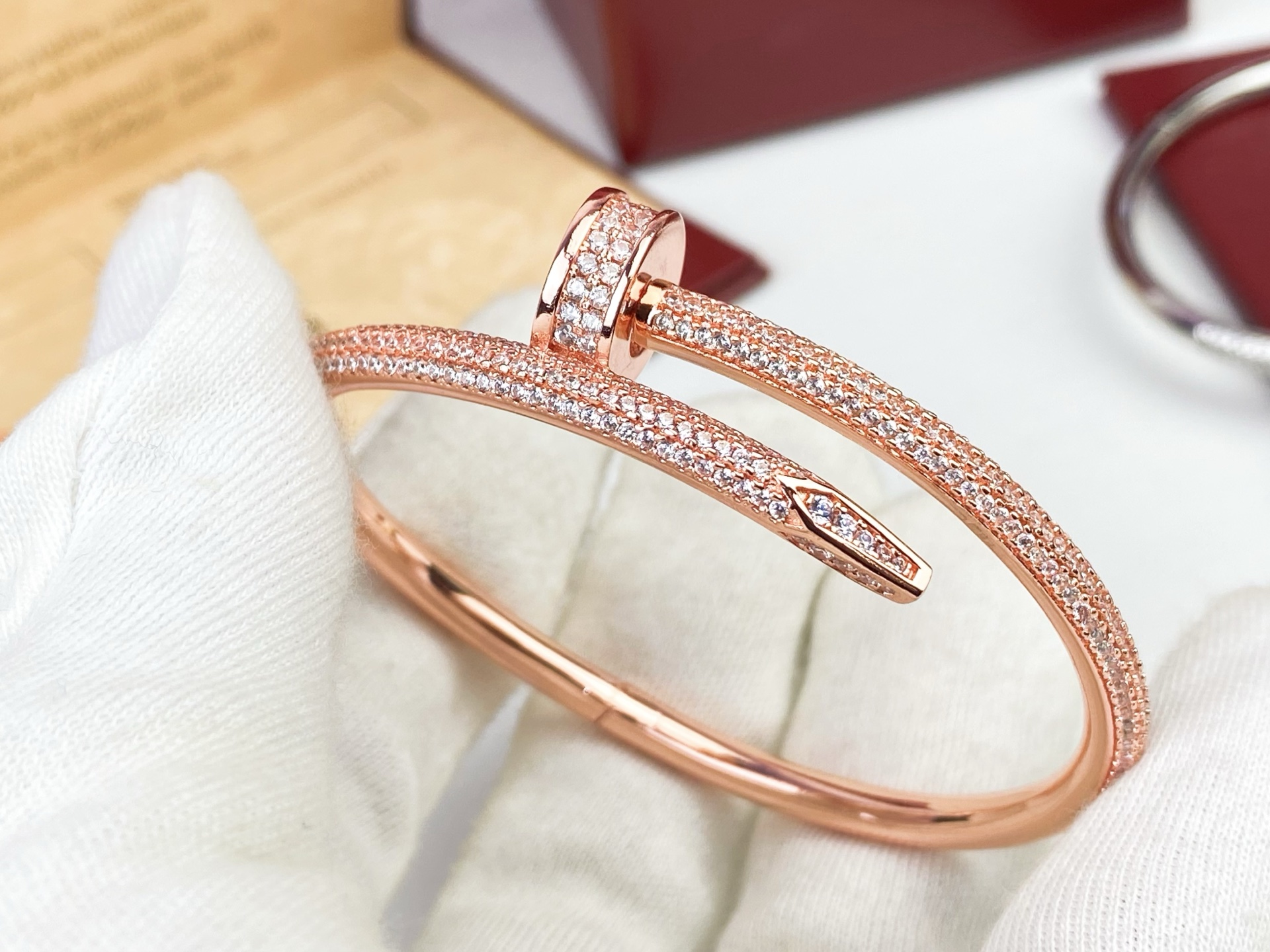 Cartier Cartier 卡地亚半圈满钻钉子手镯