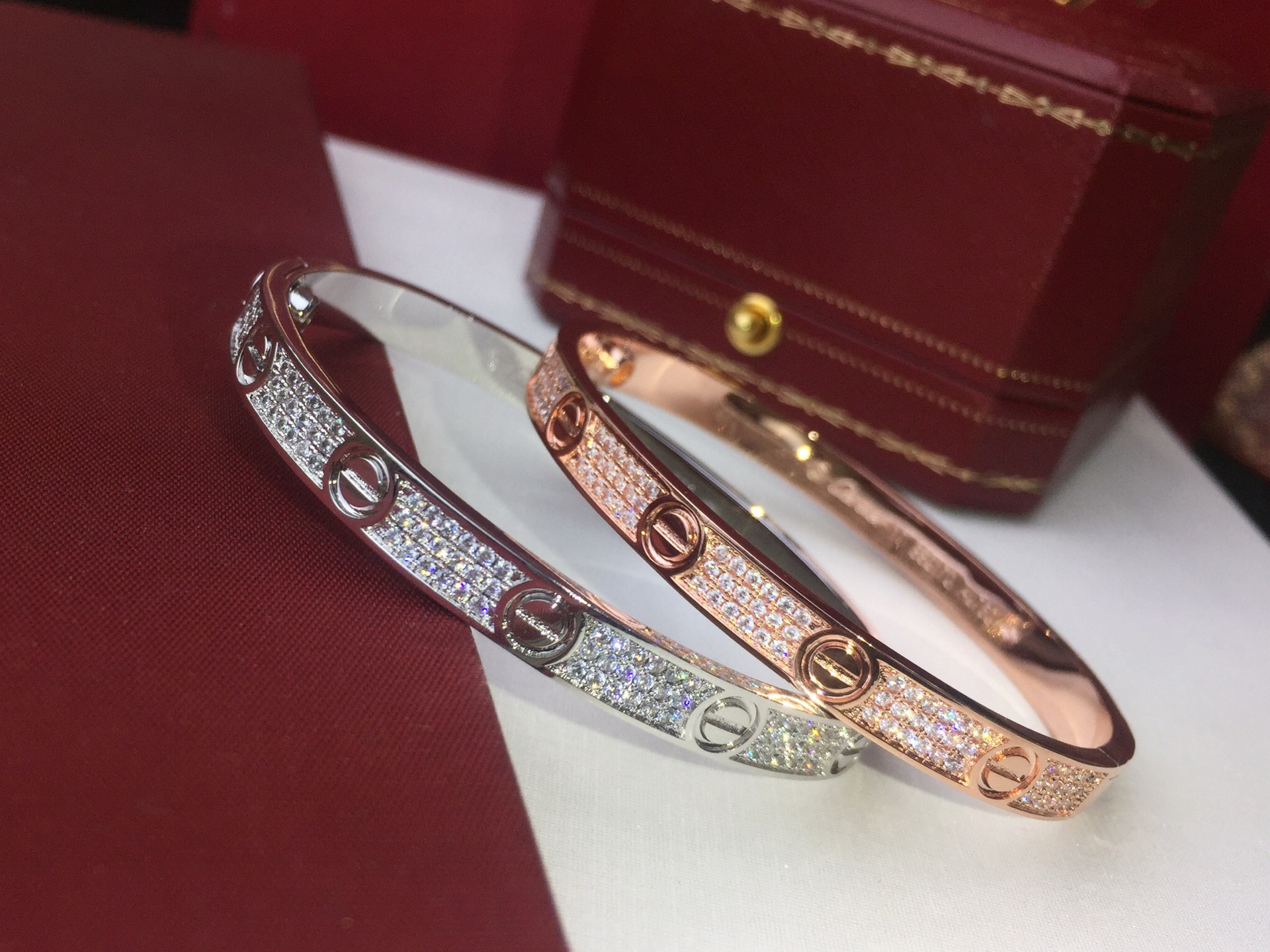 Cartier Cartier 卡地亚 宽版满天星手镯