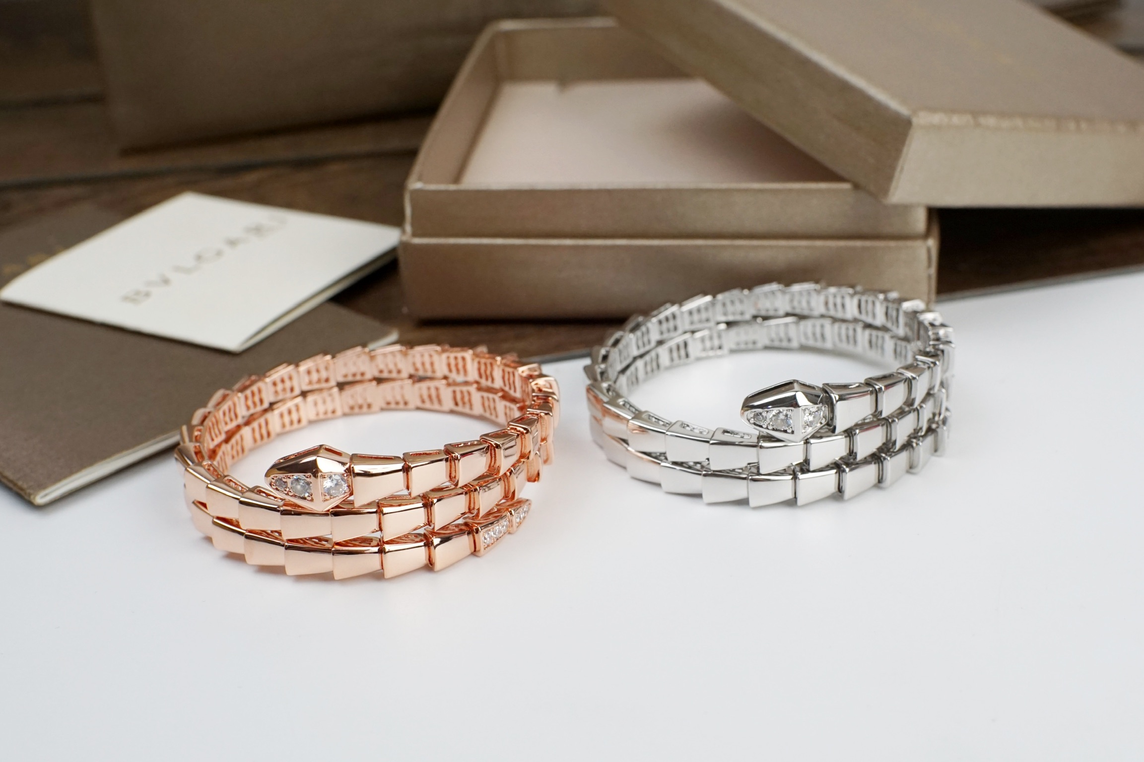 Bvlgari BVLGARI宝格丽双圈无钻蛇形手镯