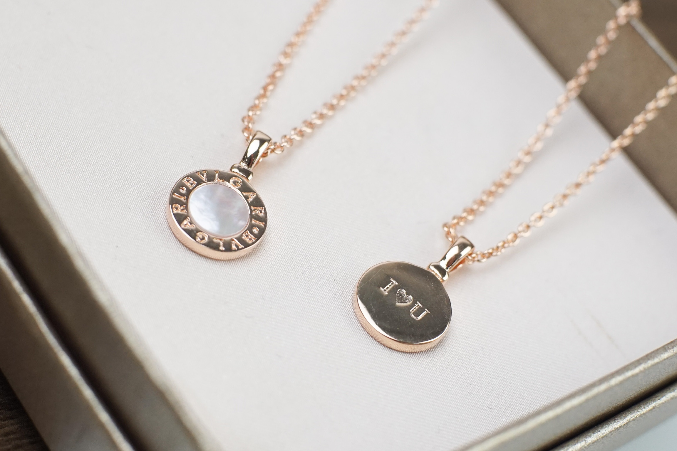 Bvlgari BVLGARI宝格丽贝壳项链 白贝母跟“I