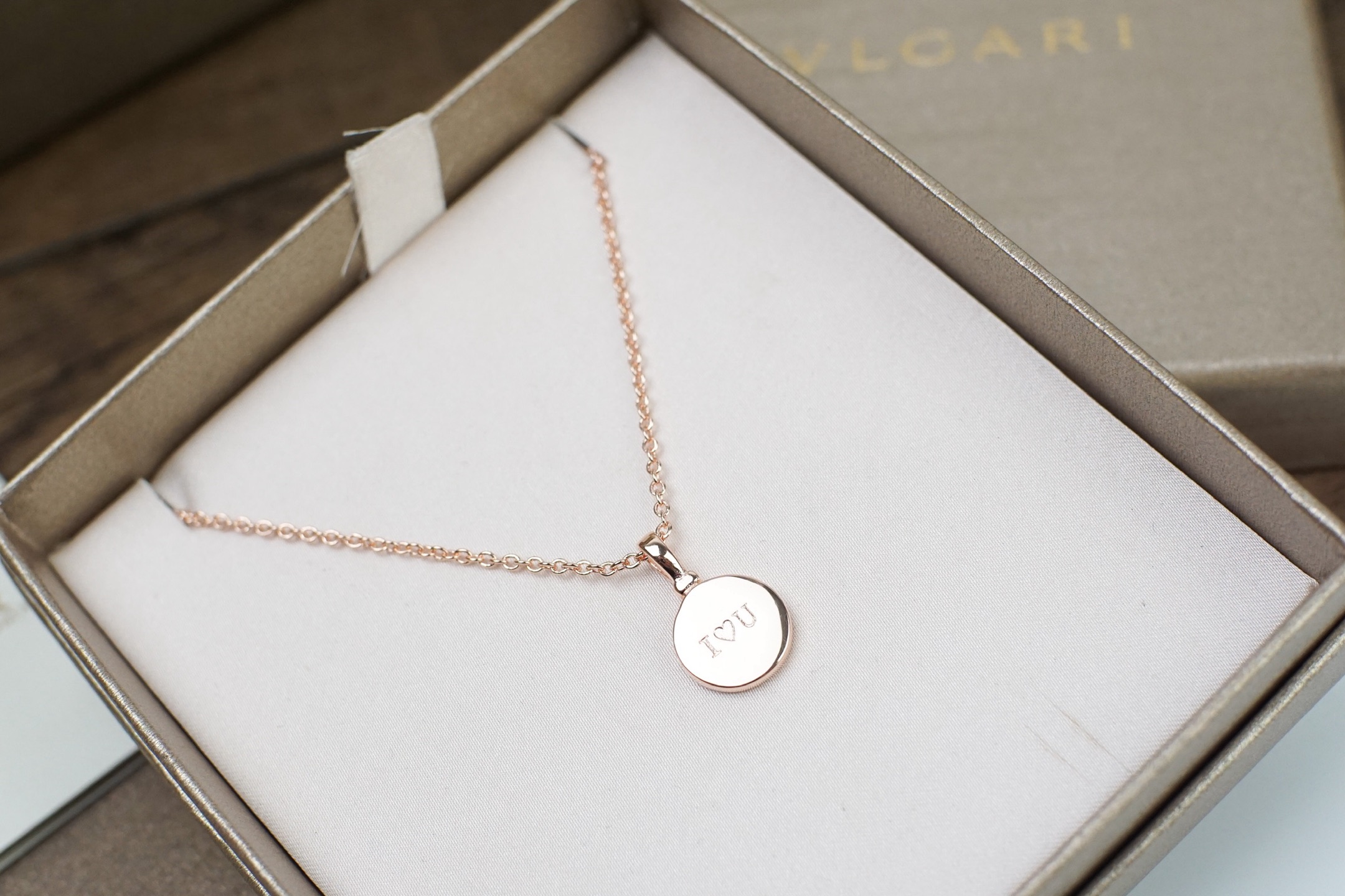 Bvlgari BVLGARI宝格丽贝壳项链 白贝母跟“I