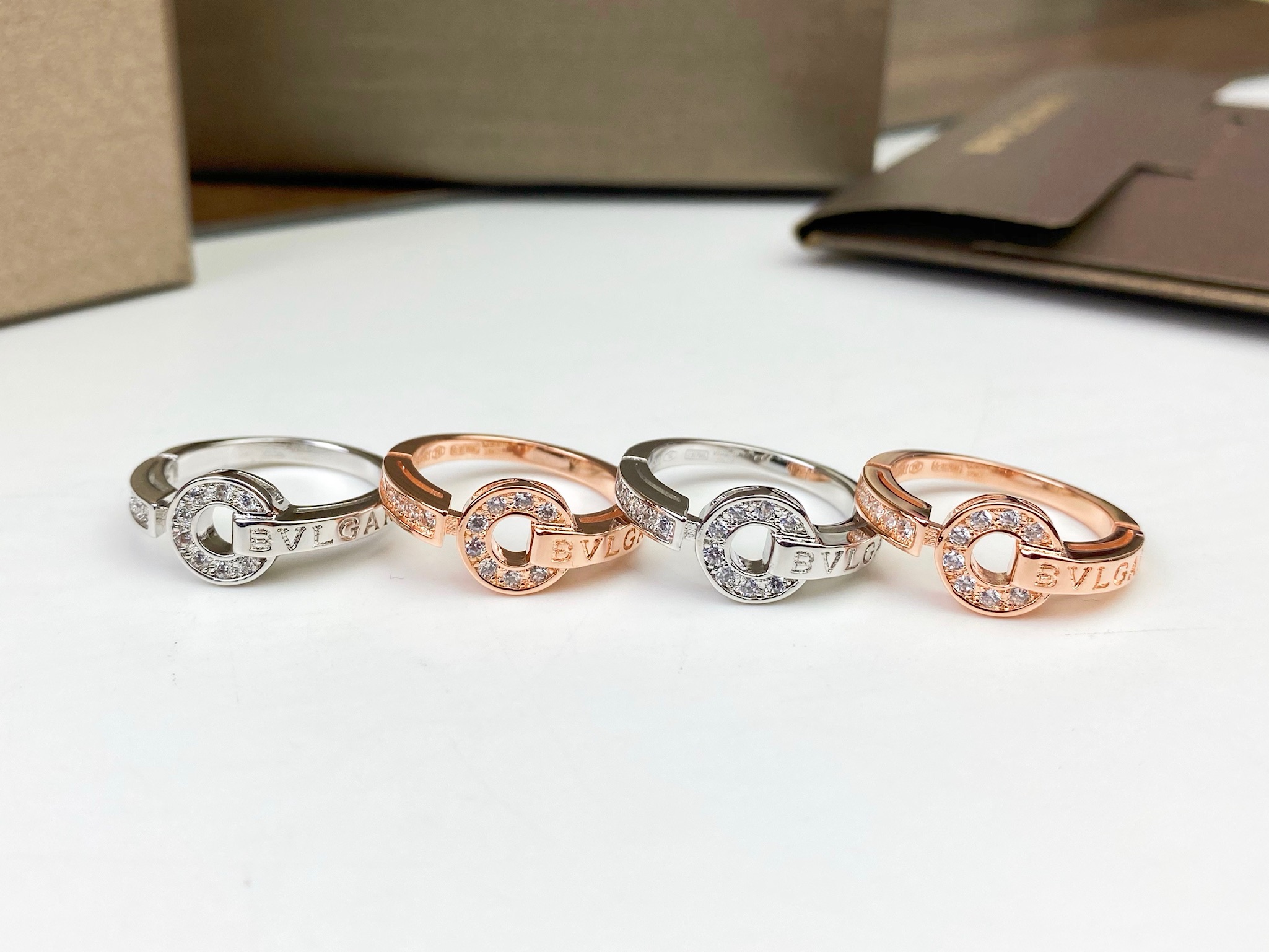 Bvlgari BVLGARI宝格丽圆环钻石戒指