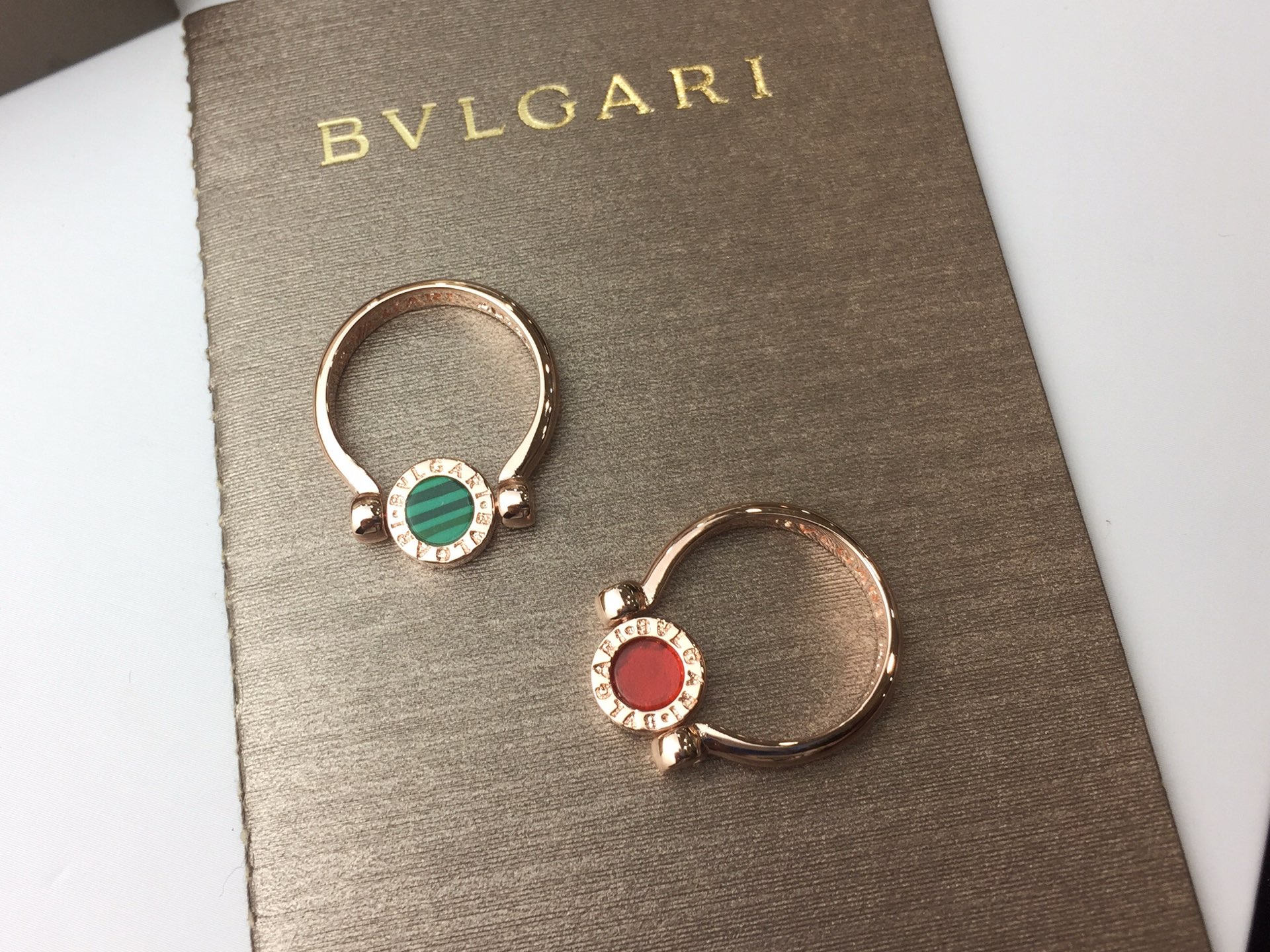 Bvlgari BVLGARI宝格丽#红玛瑙/孔雀石#双面翻转戒指
