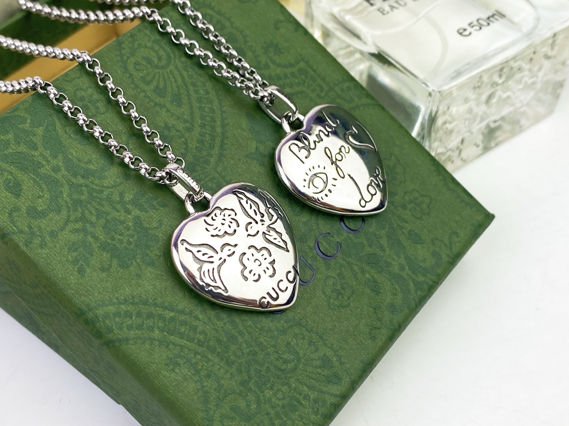 Gucci古驰[色][色] Blind for love系列情侣项链 🎉将美好的爱情镌刻在圆牌/心形吊坠