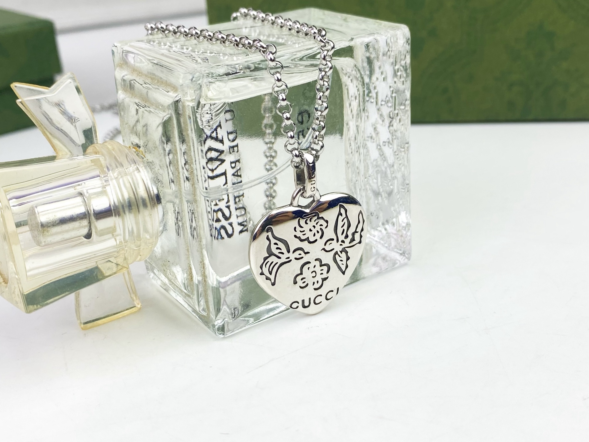 Gucci古驰[色][色] Blind for love系列情侣项链 🎉将美好的爱情镌刻在圆牌/心形吊坠
