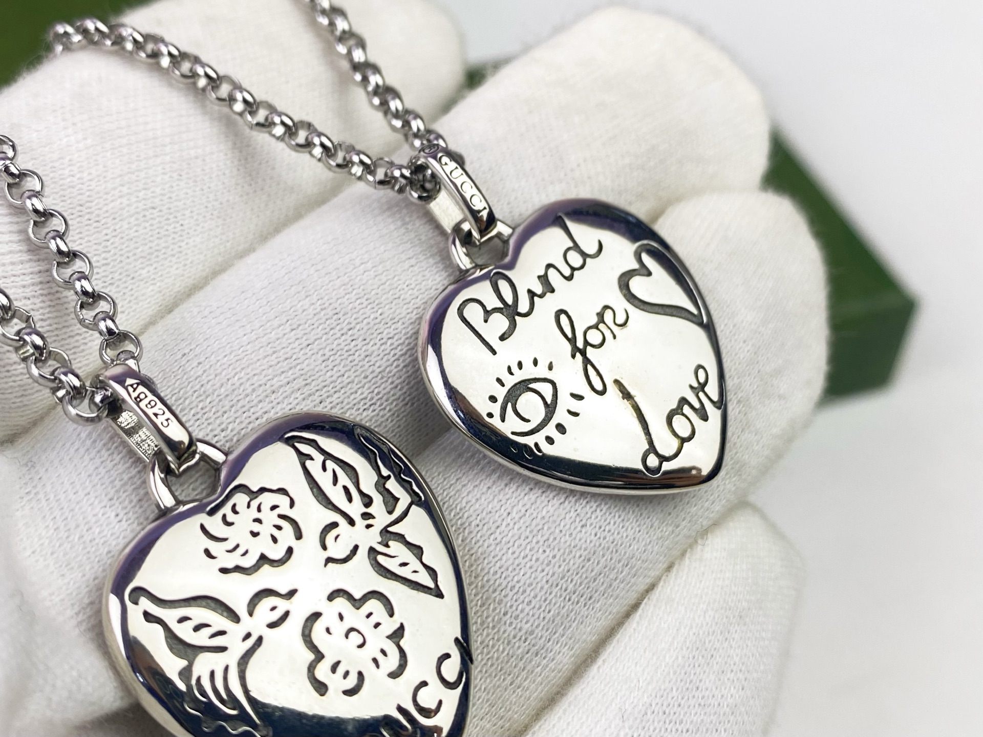 Gucci古驰[色][色] Blind for love系列情侣项链 🎉将美好的爱情镌刻在圆牌/心形吊坠
