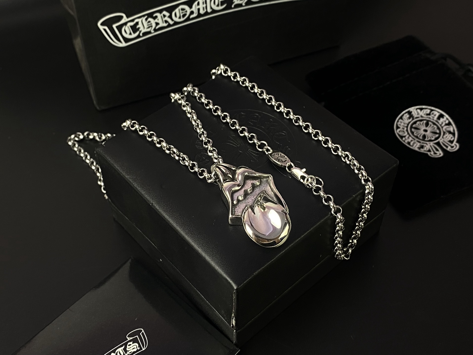 Chrome Hearts 9Chrome He@rts 克罗心滚石舌头项链 ～世界 潮牌～ 大舌头项链 工艺细腻 欧美