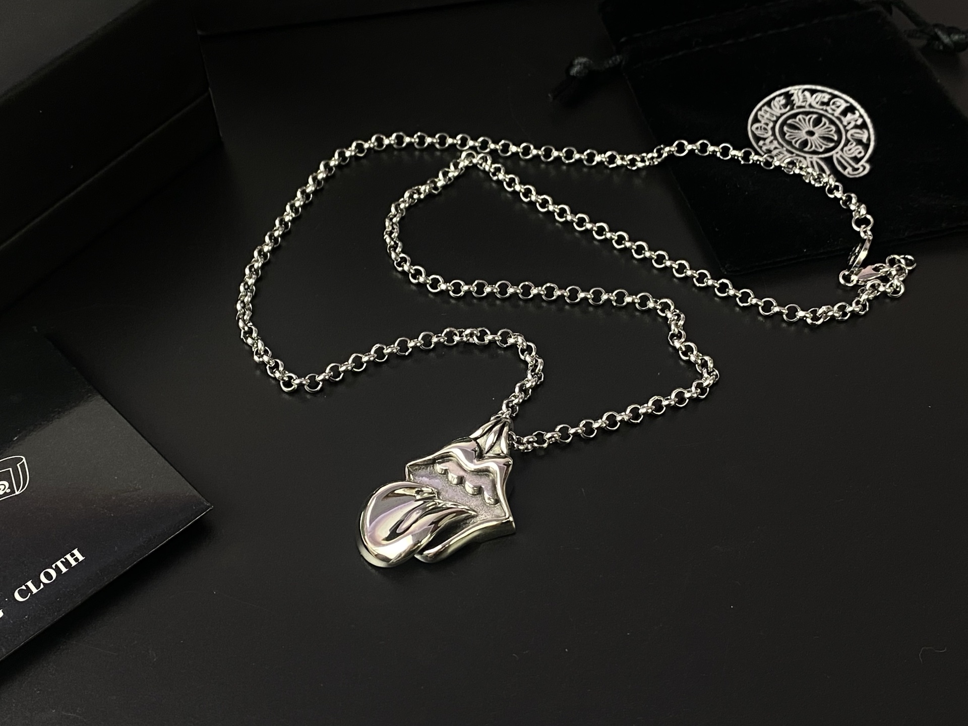 Chrome Hearts 9Chrome He@rts 克罗心滚石舌头项链 ～世界 潮牌～ 大舌头项链 工艺细腻 欧美