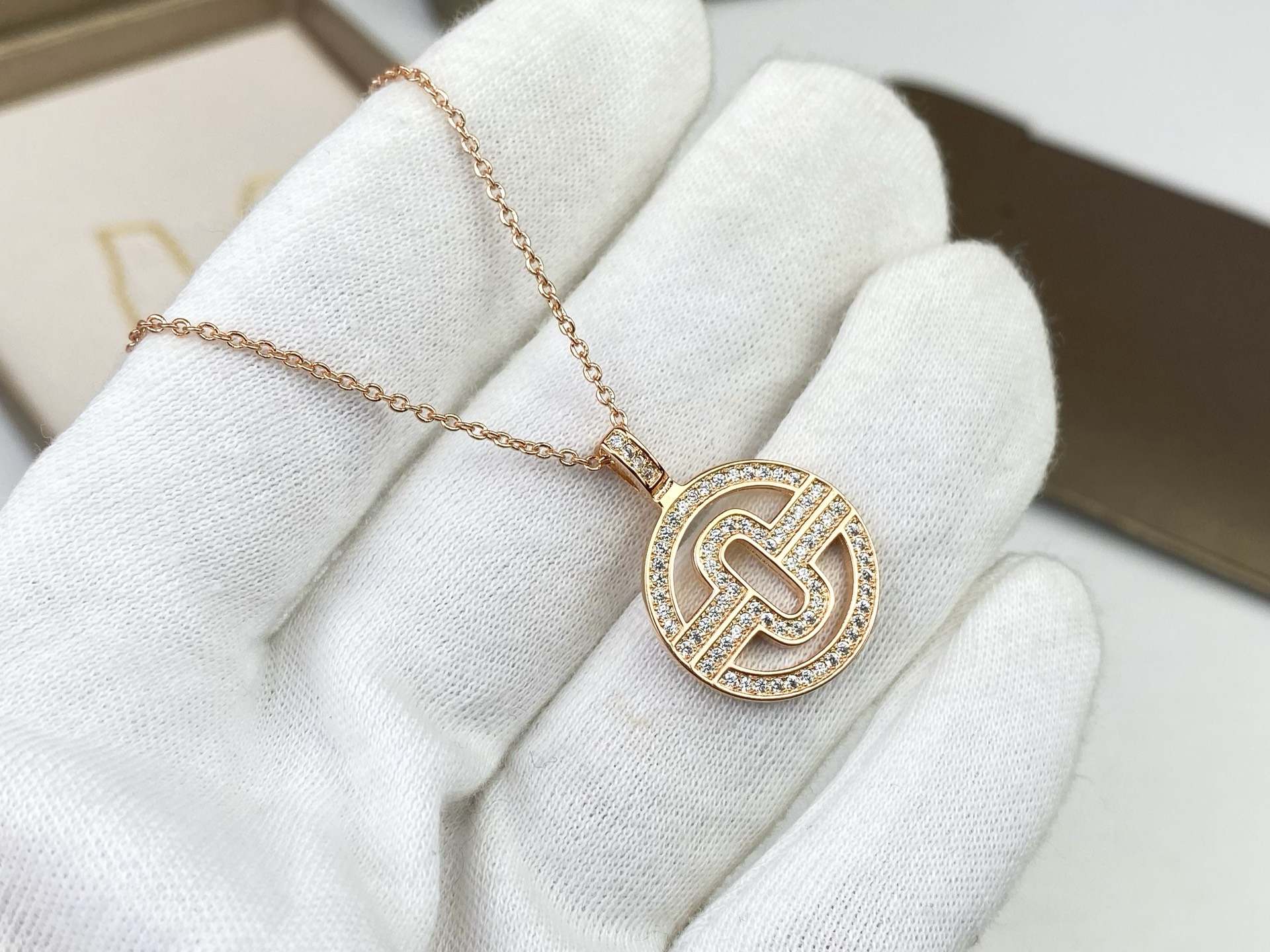 BVLGARI 宝格丽回形 圆项链🎉玫瑰金 黄金 白金🌟🌟 顶级亚金电镀18K厚金 。P项链