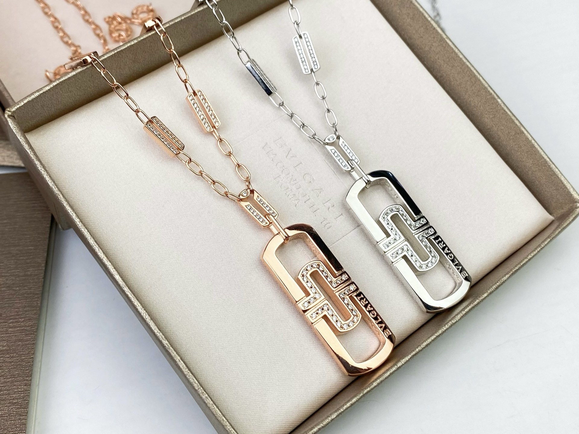 Bvlgari BVLGARI 宝格丽回形项链