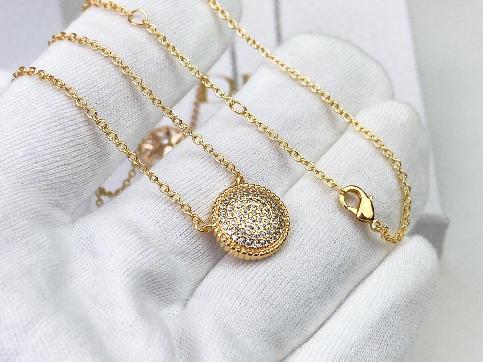 💋💋DIOR 满钻罗盘项链  幸运星-八芒星⚠⚠⚠ 双面皆可配戴💯⬙😍各大网红、明星追捧款❤亚金电镀18