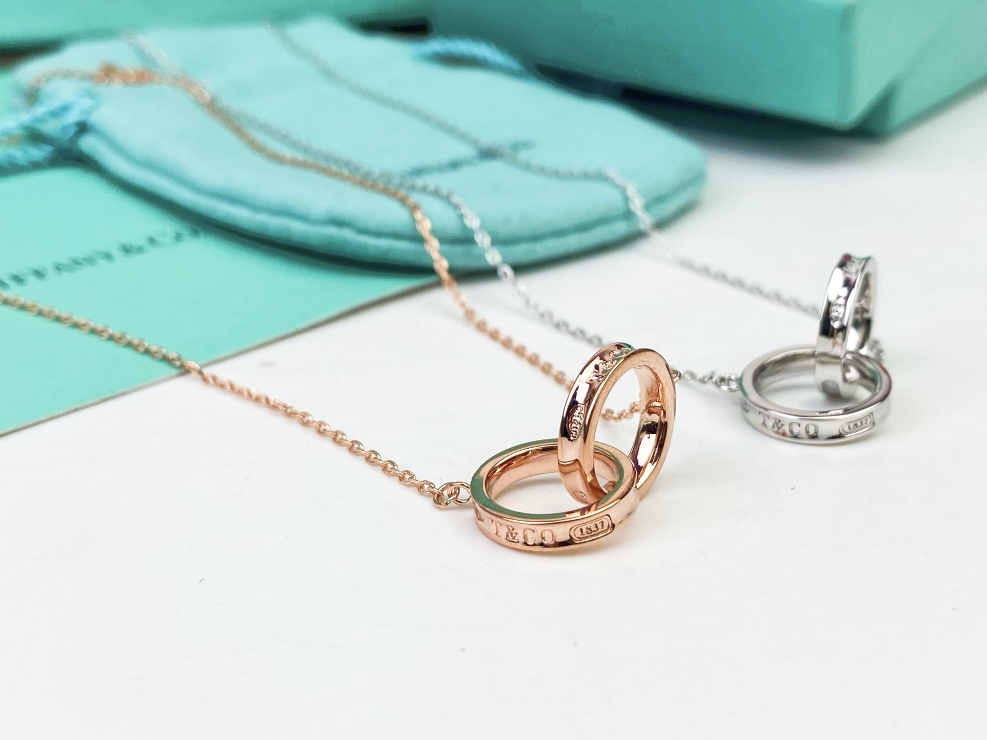 Tiffany & Co. Tiffany 1837双环项链 双环相扣设计