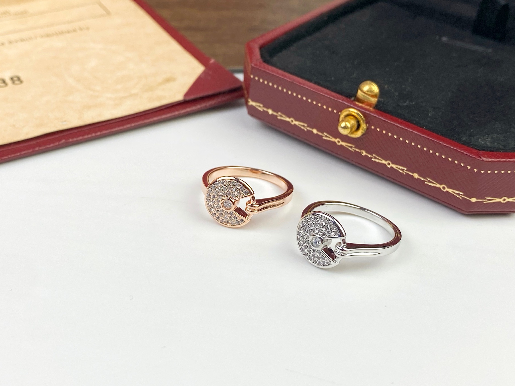 Cartier 卡地亚Cartier护身符满钻戒指 亚金厚金电镀18k材质 戒指678码