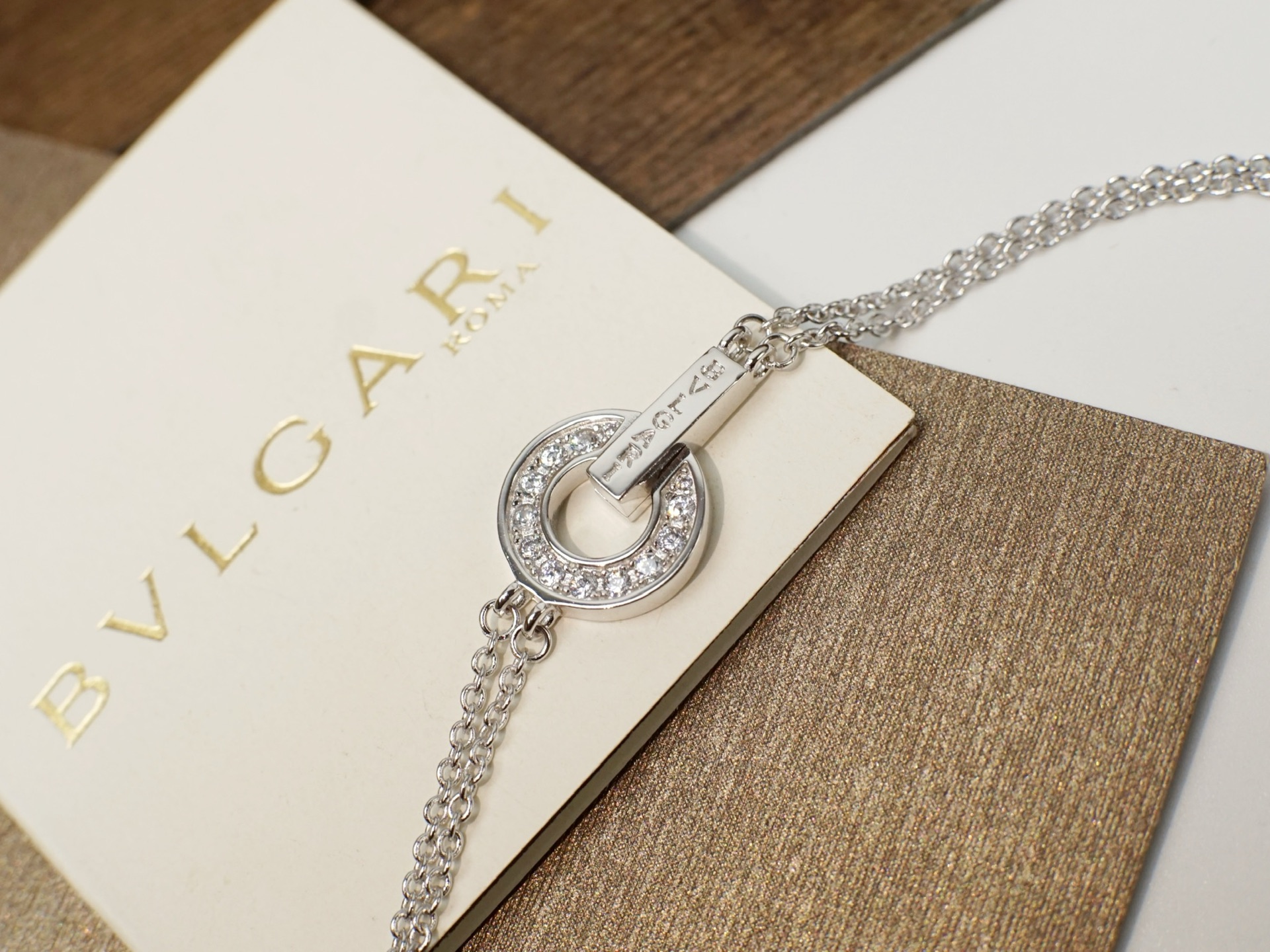 Bvlgari BVLGARI 宝格丽罗马系列 圆盘 钻石 字母手链 高端纯‮工手‬镶嵌