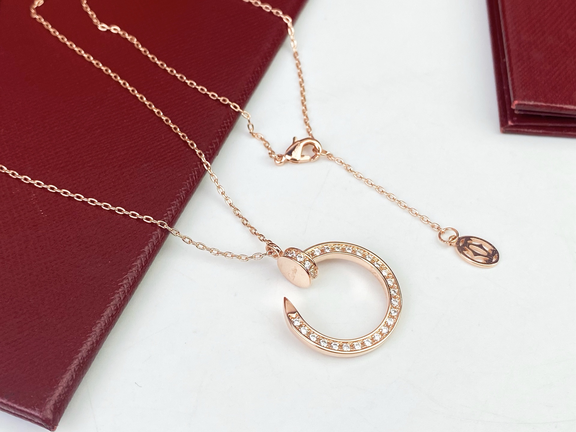 Cartier Cartier 卡地亚 满钻钉子项链 一致 精选亚金材质电镀18k厚金 超美 玫瑰金 白金 金色
