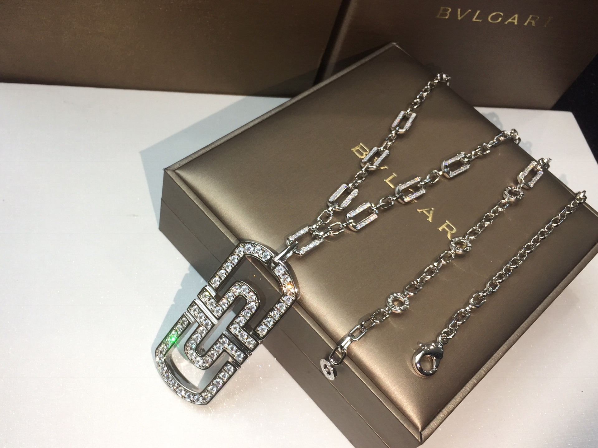 Bvlgari ～BVLGARI宝格丽Parentesi回形项链