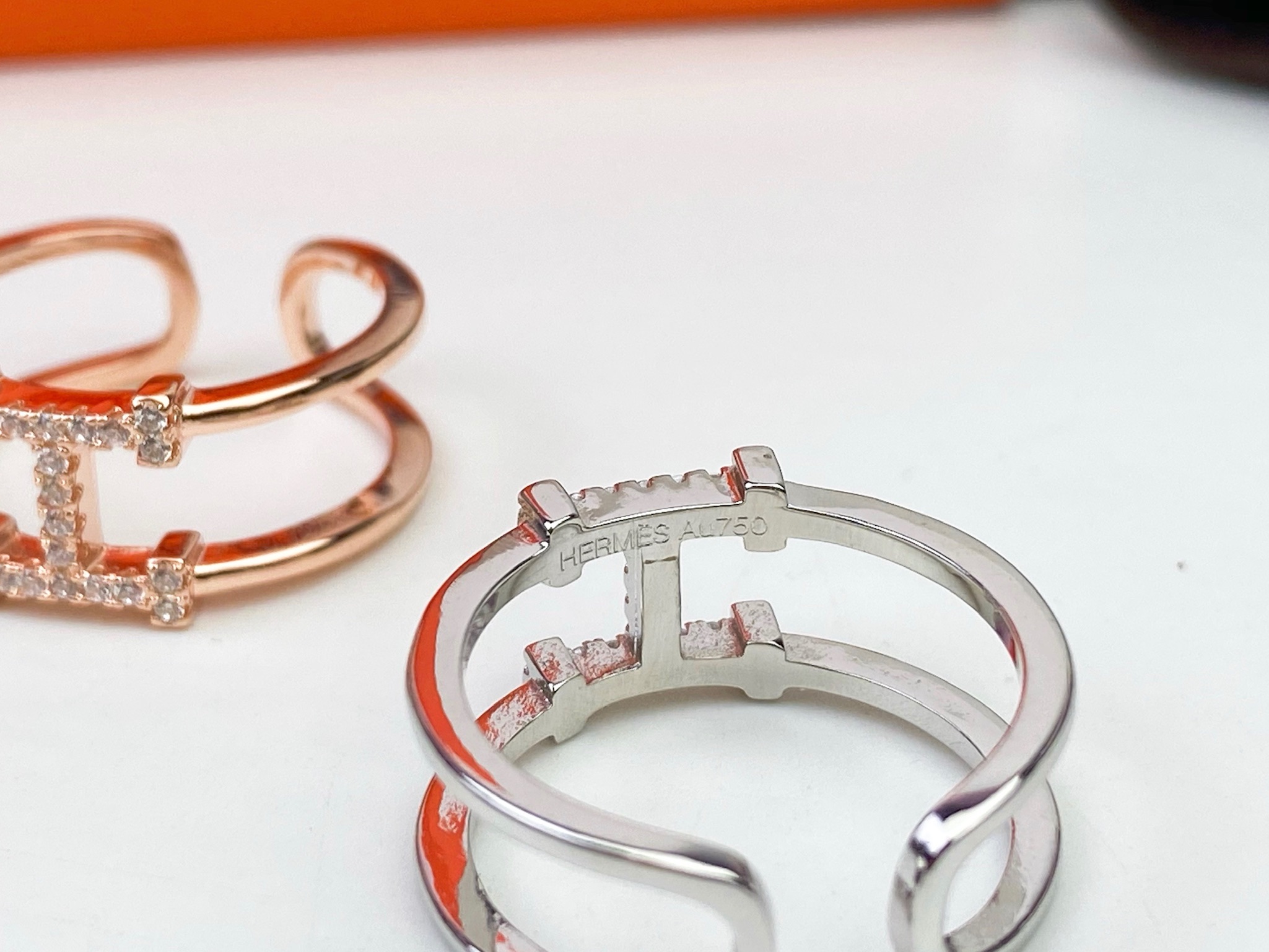 Hermès Hermes爱马仕H 戒指 亚金微镶美钻清新戒指 开口设计